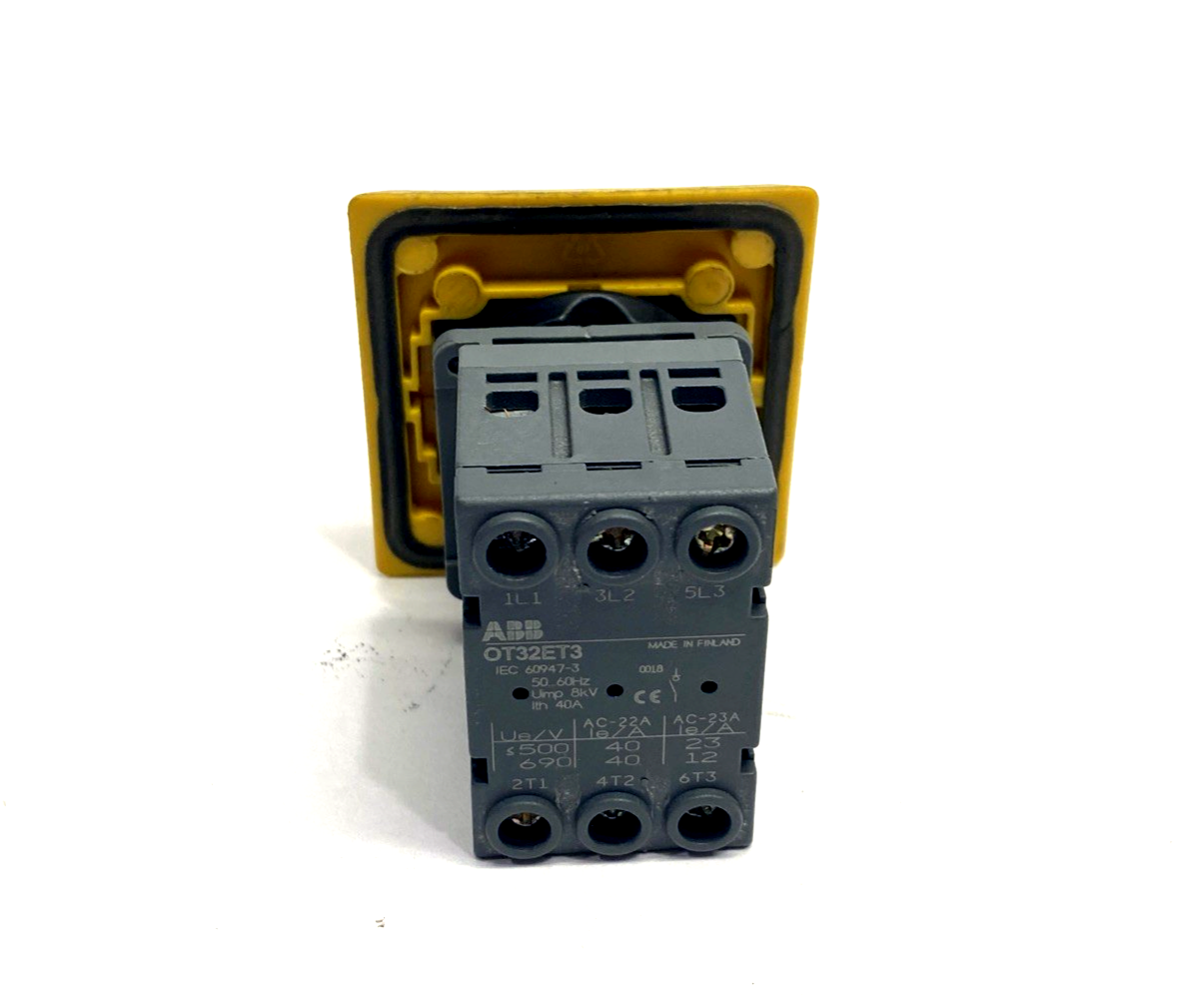 ABB OT32ET3 Disconnect Switch 3P 40A 3HAC022165-001 - Maverick Industrial Sales