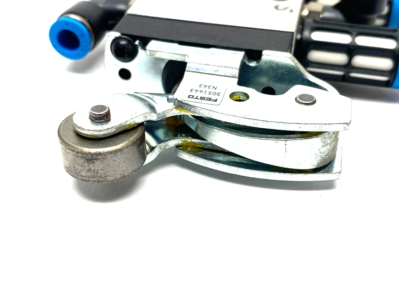 Festo VMEF-R-M52-M-G18 Roller Lever Valve 5/2-way, Monostable 8049238 - Maverick Industrial Sales