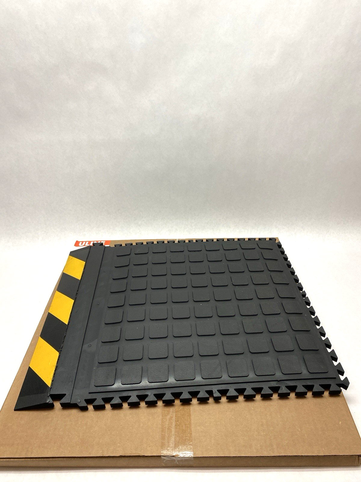 U-Line H-9586 18" x 18" Hog Heaven III Mat Side - Maverick Industrial Sales