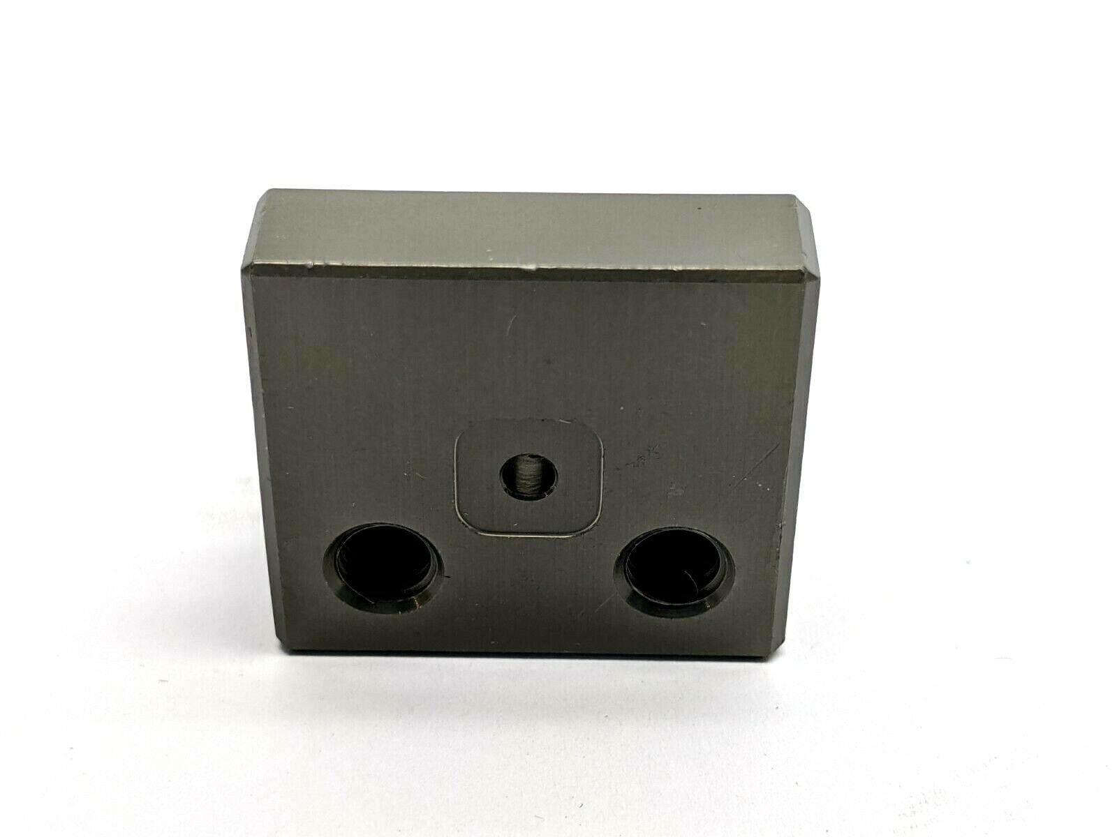 Igus WJ200UM01-10AL Guide System Single Rail Bearing Block - Maverick Industrial Sales