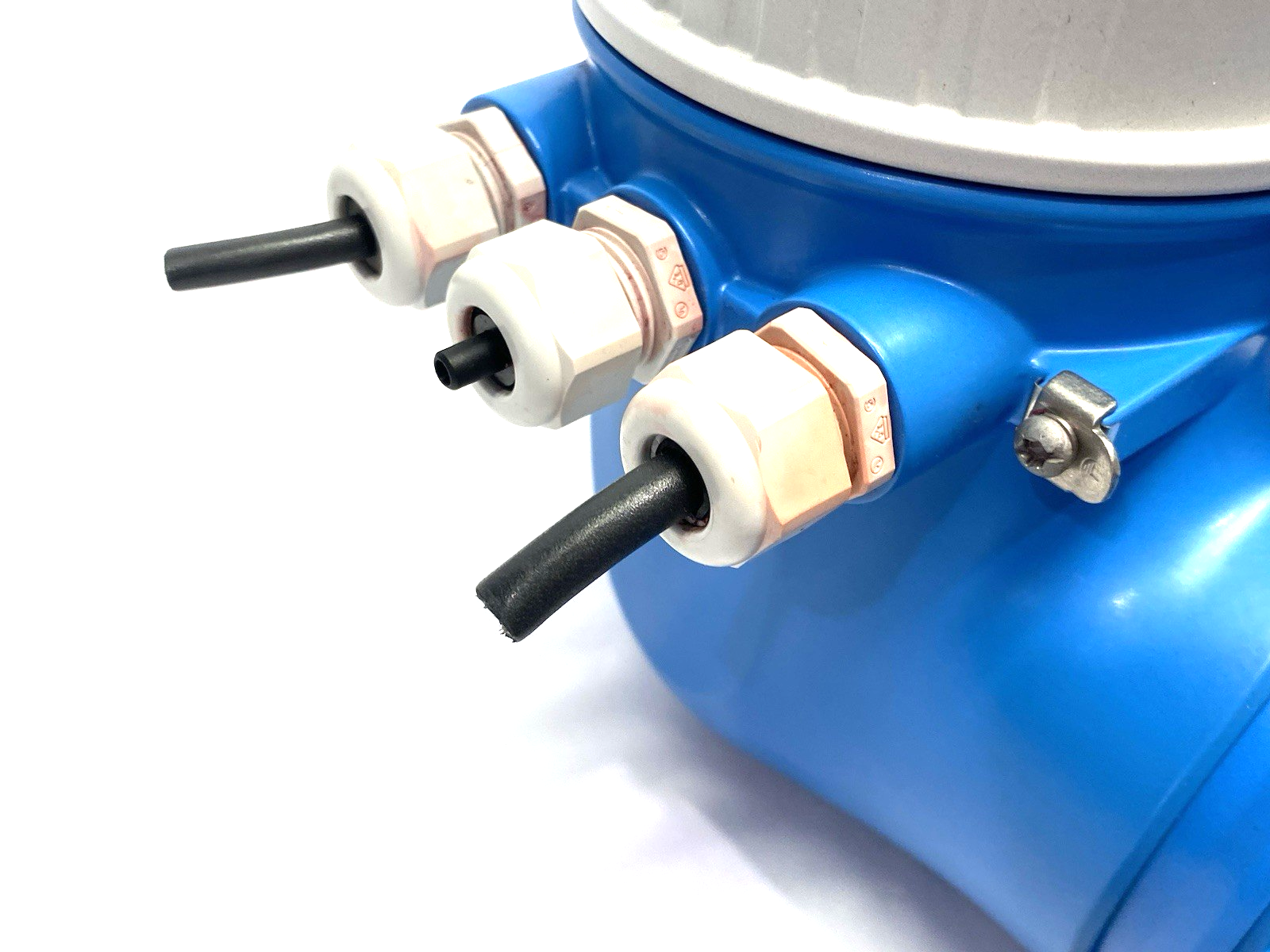 5P3B15-F9C8/101 | Endress+Hauser Promag P 300 Proline Electromagnetic Flowmeter - Used - Maverick Industrial Sales