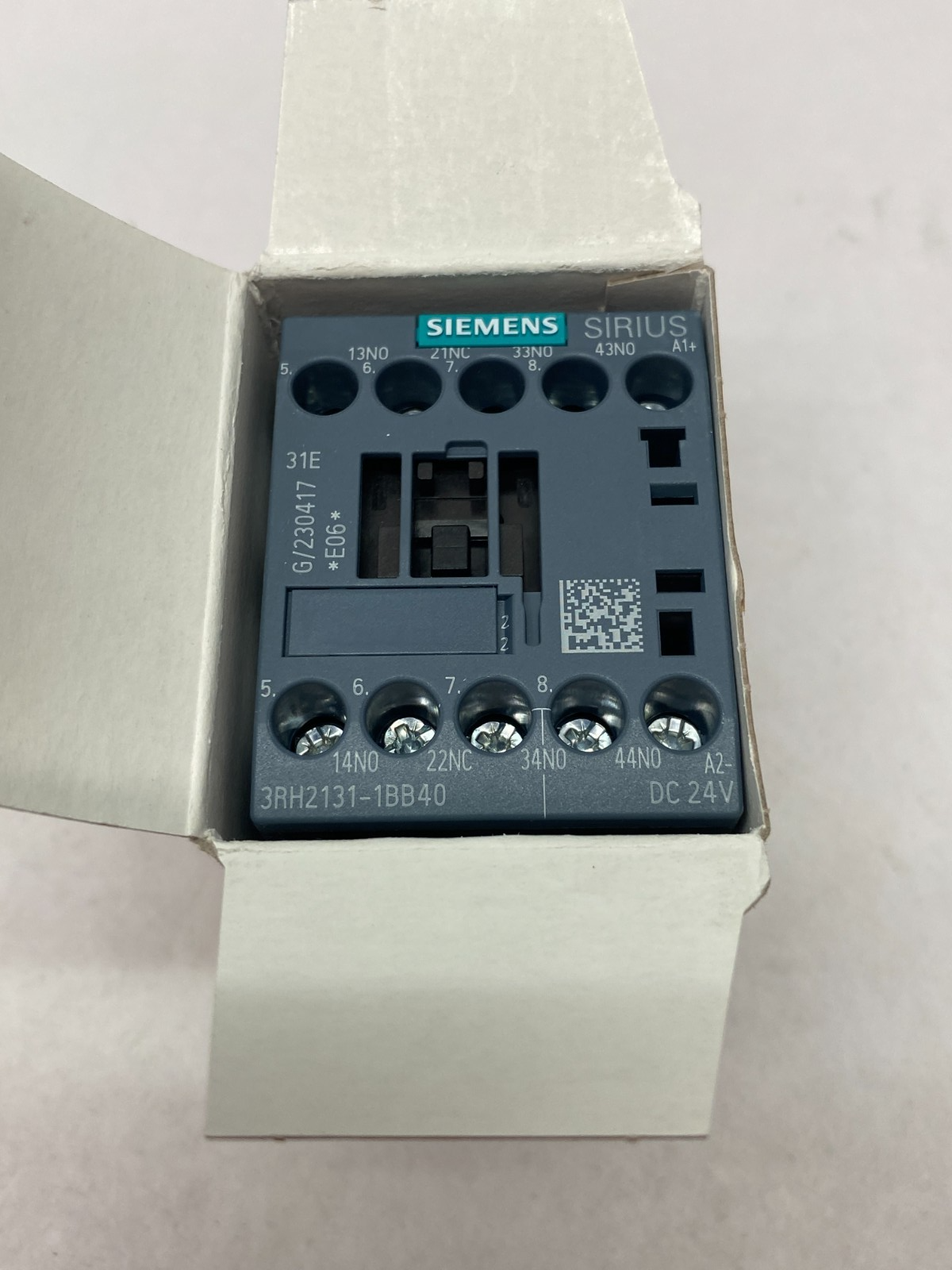 Siemens 3RH2131-1BB40 Sirius Contactor 10A, 230V, 31E 3NO+1NC - Maverick Industrial Sales