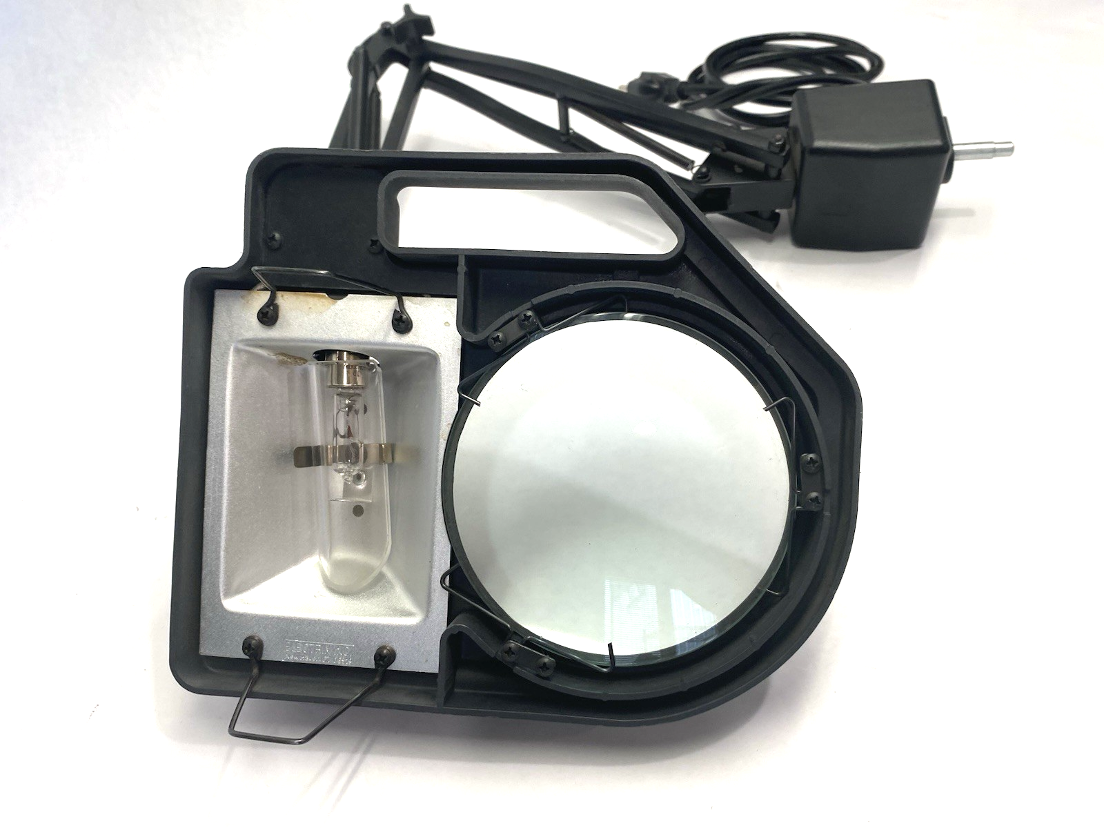 Electrix 7428 Desktop Standing Magnifying Light Lens, 3-Diopter 100W - Maverick Industrial Sales