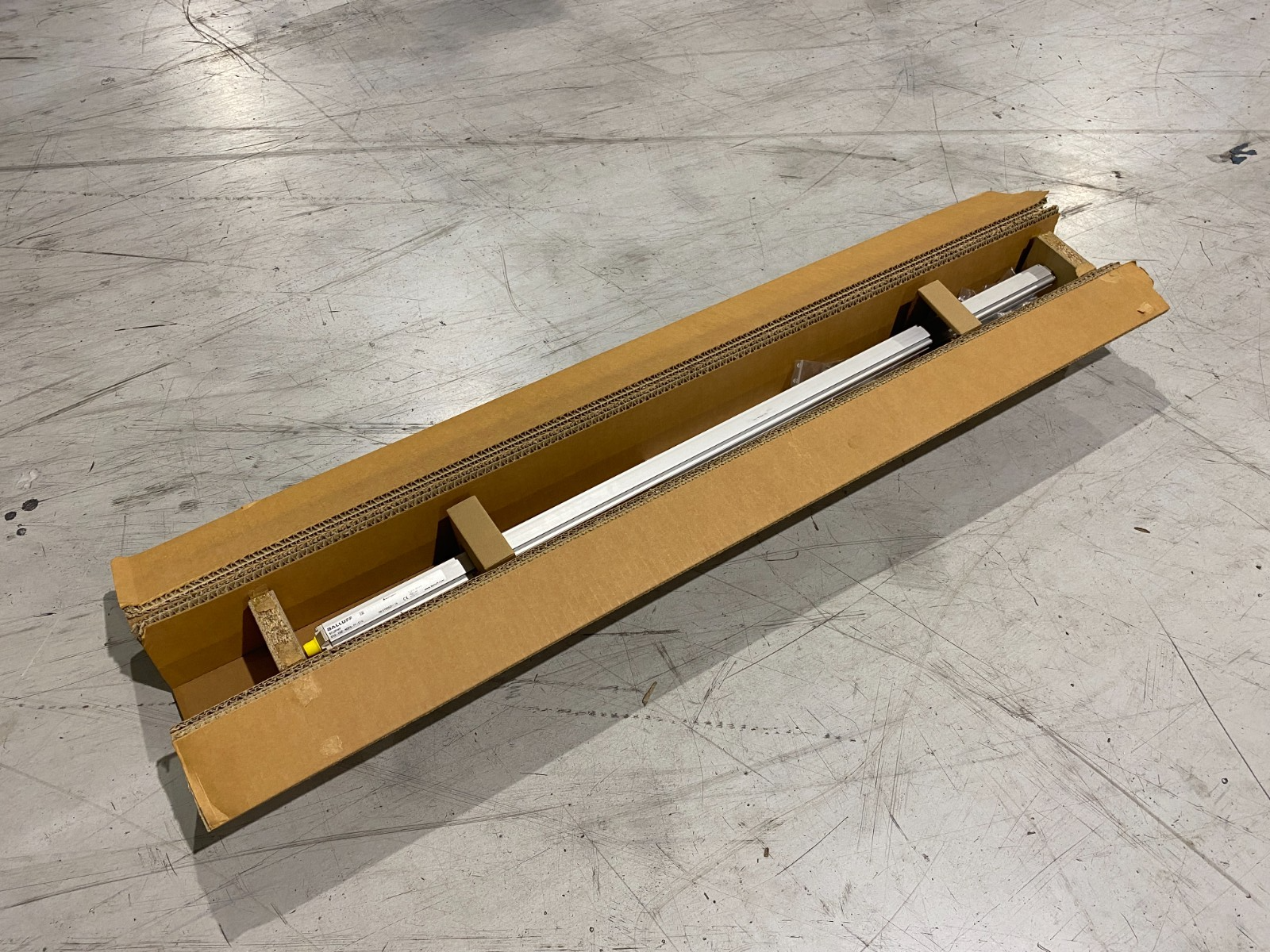 Balluff BTL0PWP Magetostrictive Linear Position Sensor BTL6-E500-M0900-PF-S115 - Maverick Industrial Sales