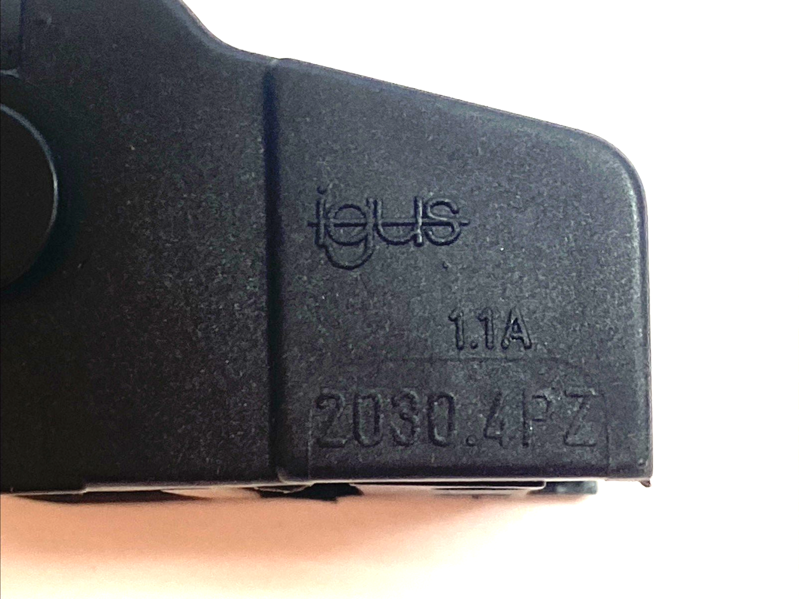 Igus 2030.4PZ Mounting Bracket LOT OF 4 - Maverick Industrial Sales