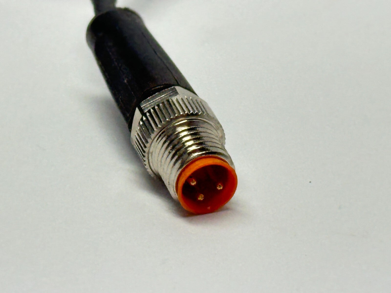 MK5102, MKT3028BBPKG/G/0,3M/ZH/ASR | ifm MK5102 T-Slot Cylinder Sensor MKT3028BBPKG/G/0,3M/ZH/ASR - Used - Maverick Industrial Sales