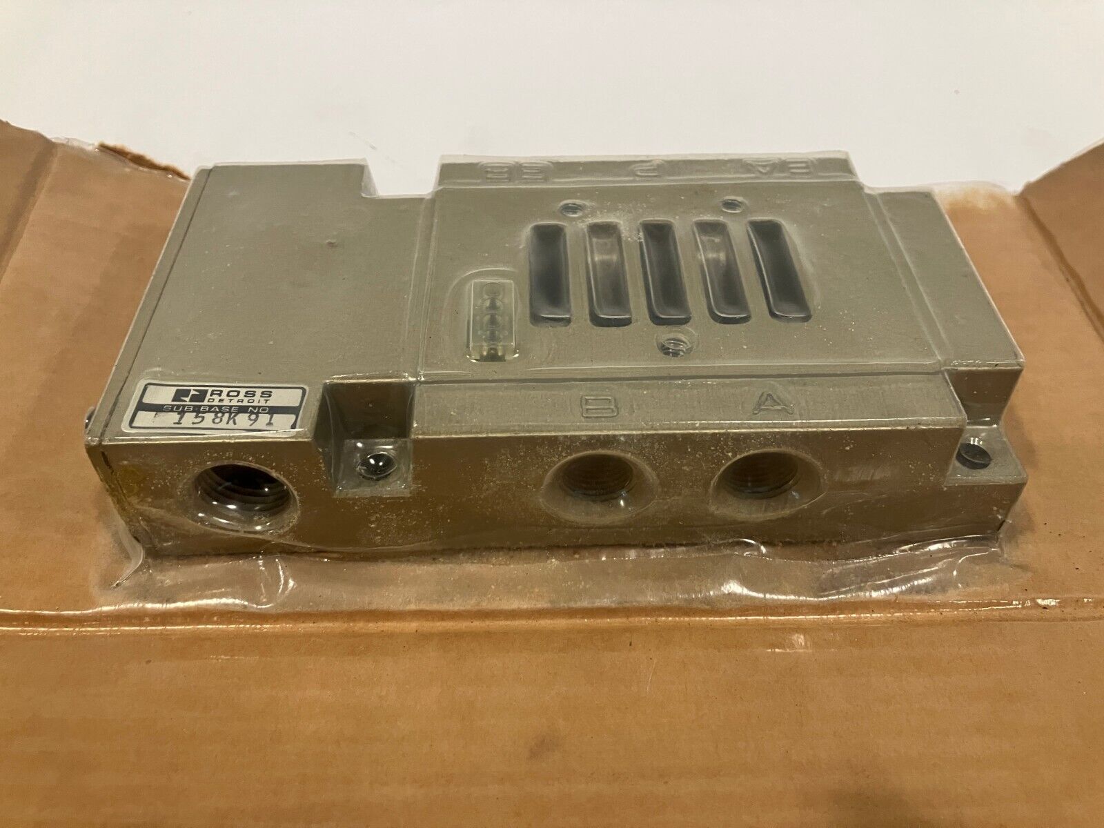 Ross 158K91 Manifold Sub-Base - Maverick Industrial Sales