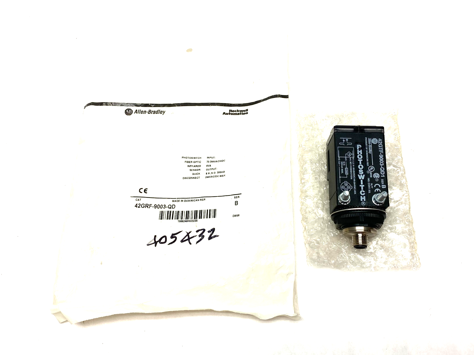 42GRF-9003-QD1 | Allen Bradley Ser. B PHOTOSWITCH Fiber Optic Sensor, Infrared - New – Open box - Maverick Industrial Sales