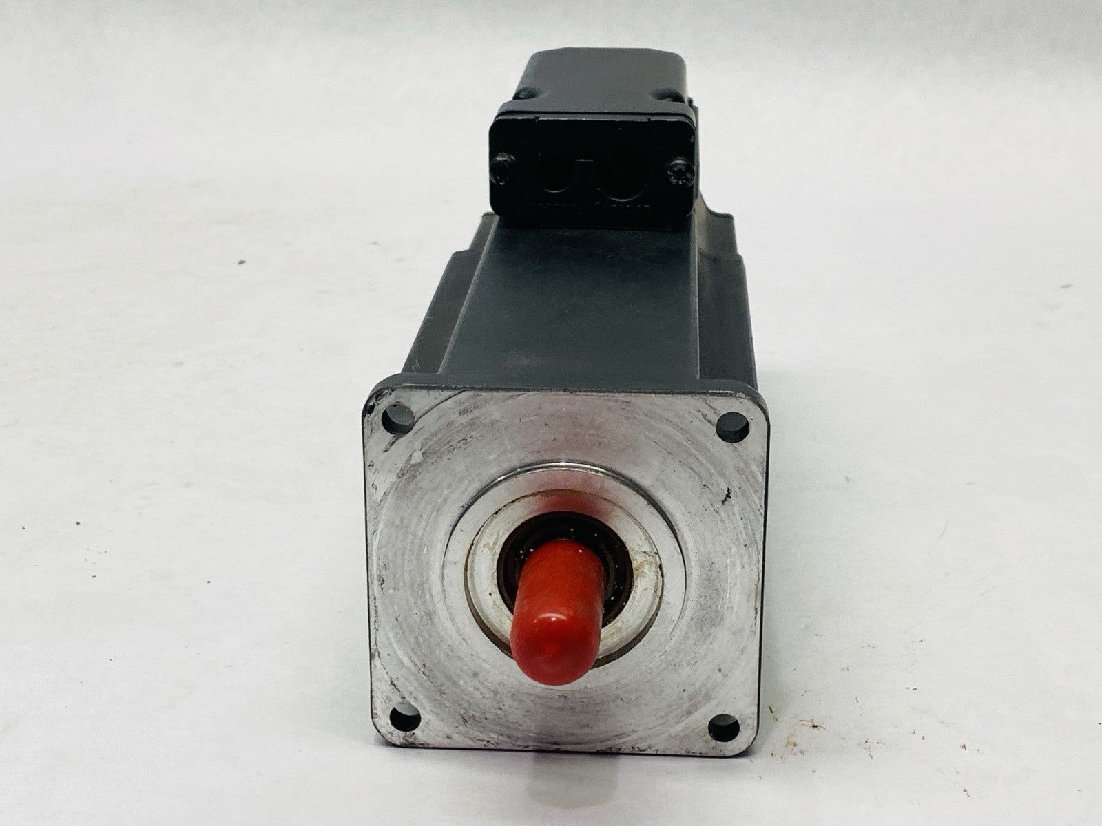 Rexroth R911260464 3-Phase Synchronous PM Motor MKD041B-144-KG0-KN - Maverick Industrial Sales