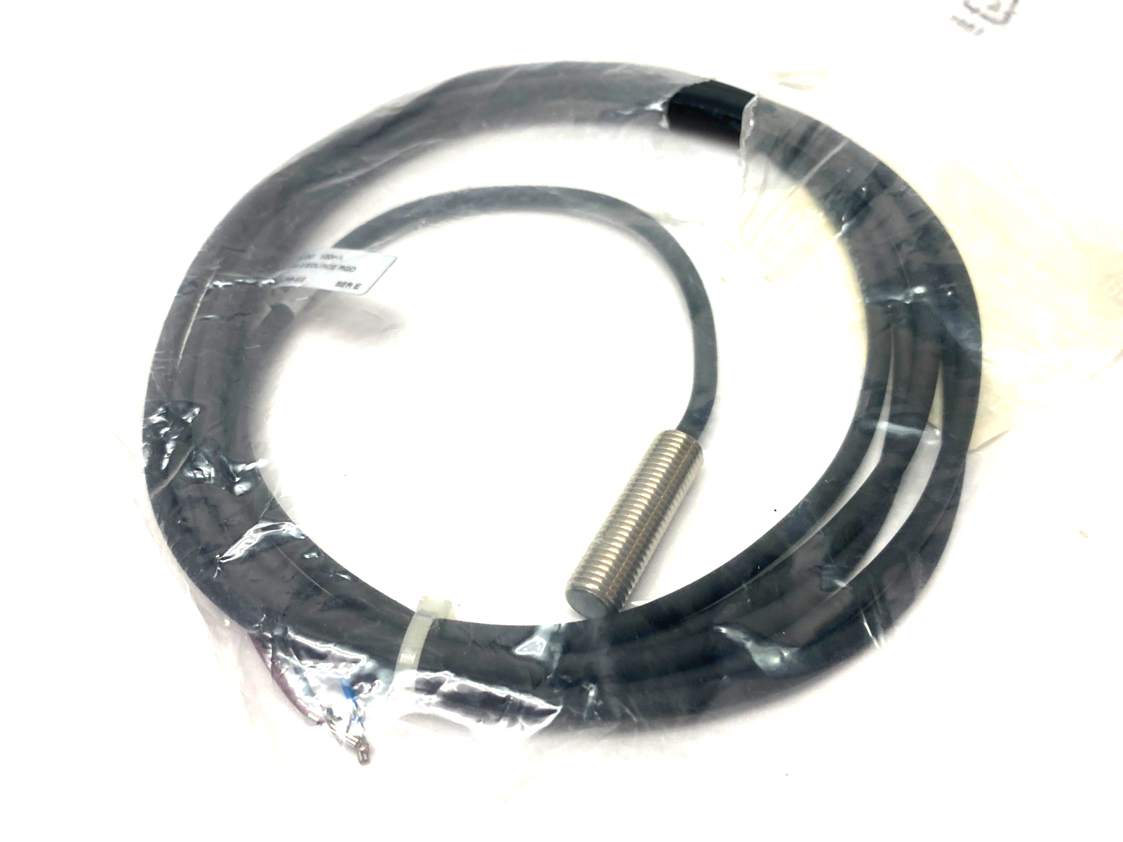 Allen Bradley 872C-D2NP8-E2 Ser. E Inductive Proximity Sensor NO LOCKNUTS - Maverick Industrial Sales