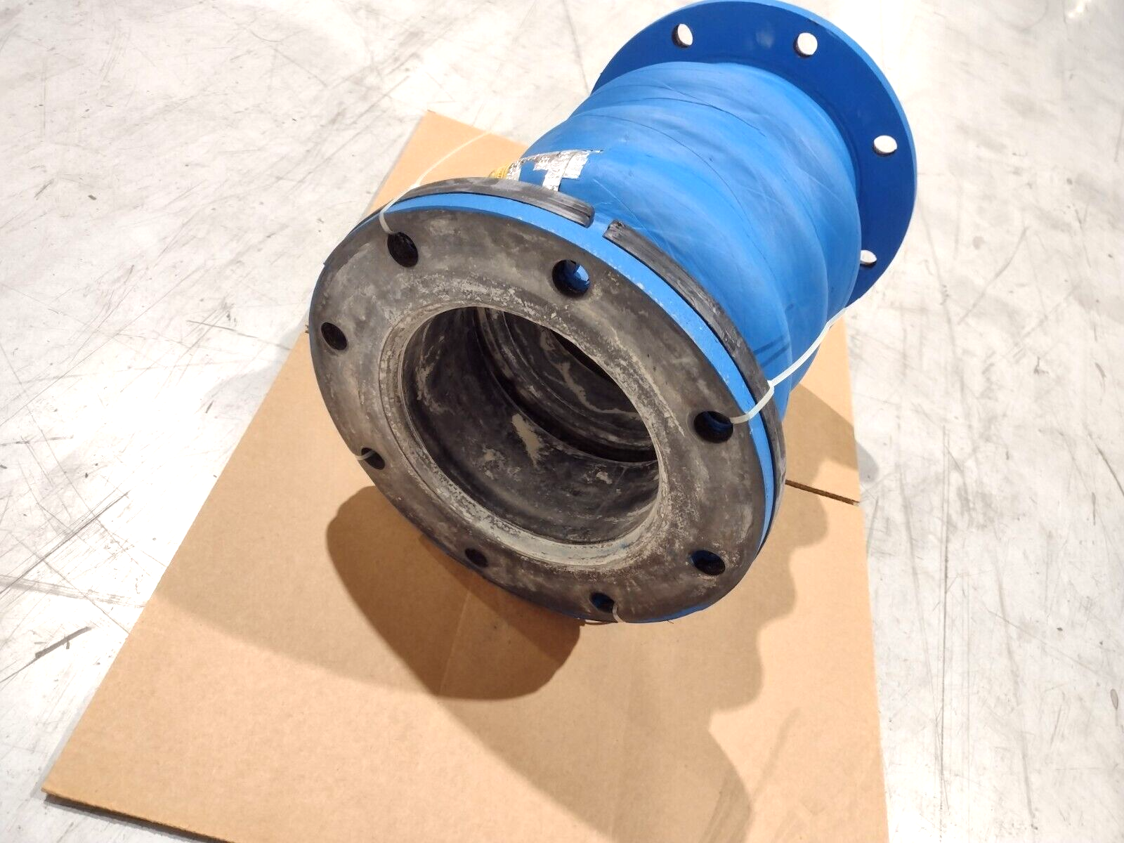 Garlock 204HP DAC/CHL 8.0" ID 13.5" OD 18.0"FF ANSI 150LB 3HA Expansion Joint - Maverick Industrial Sales