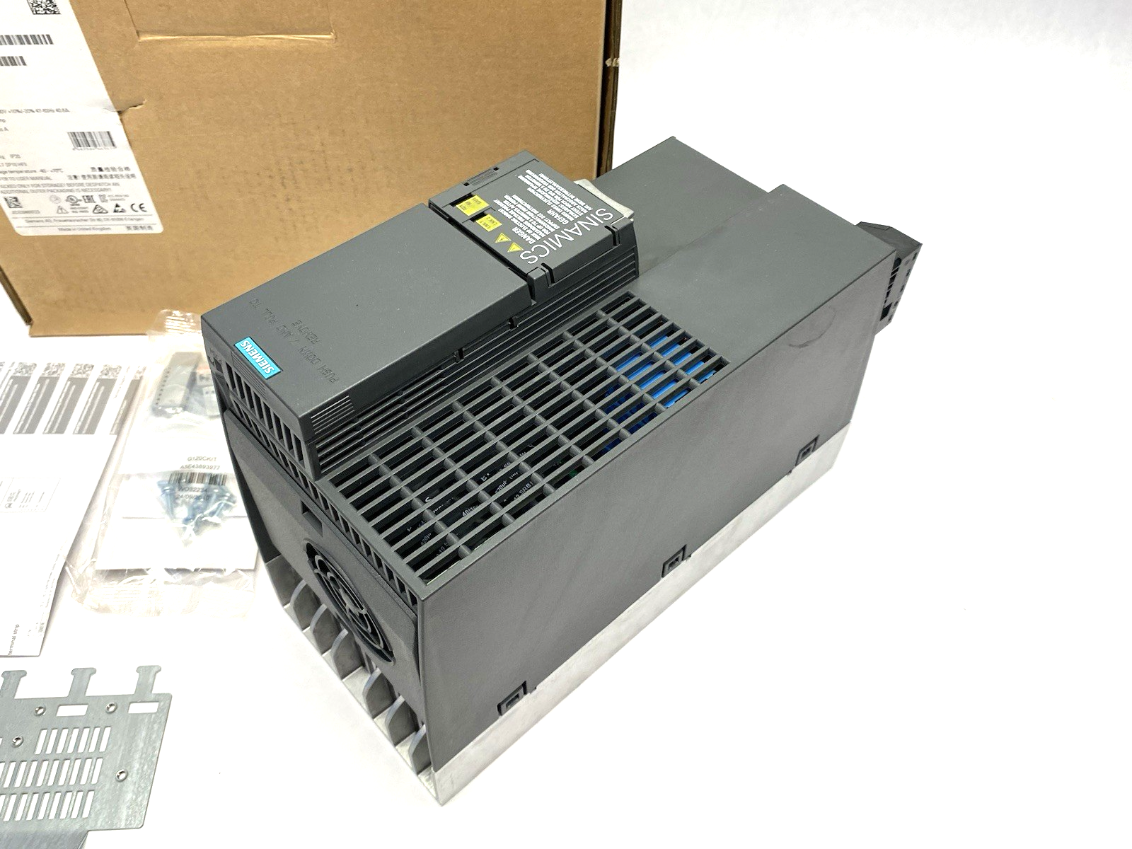 6SL3210-1KE23-2AF1 | Siemens SINAMICS G120C Drive Unit PN 15,0KW FILA - New – Open box - Maverick Industrial Sales