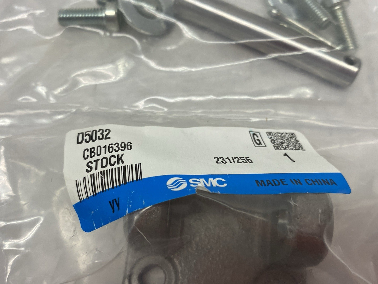D5032 | SMC Double Rear Clevis, Mounting Accessory C95/C96 Tie-Rod - New - Maverick Industrial Sales