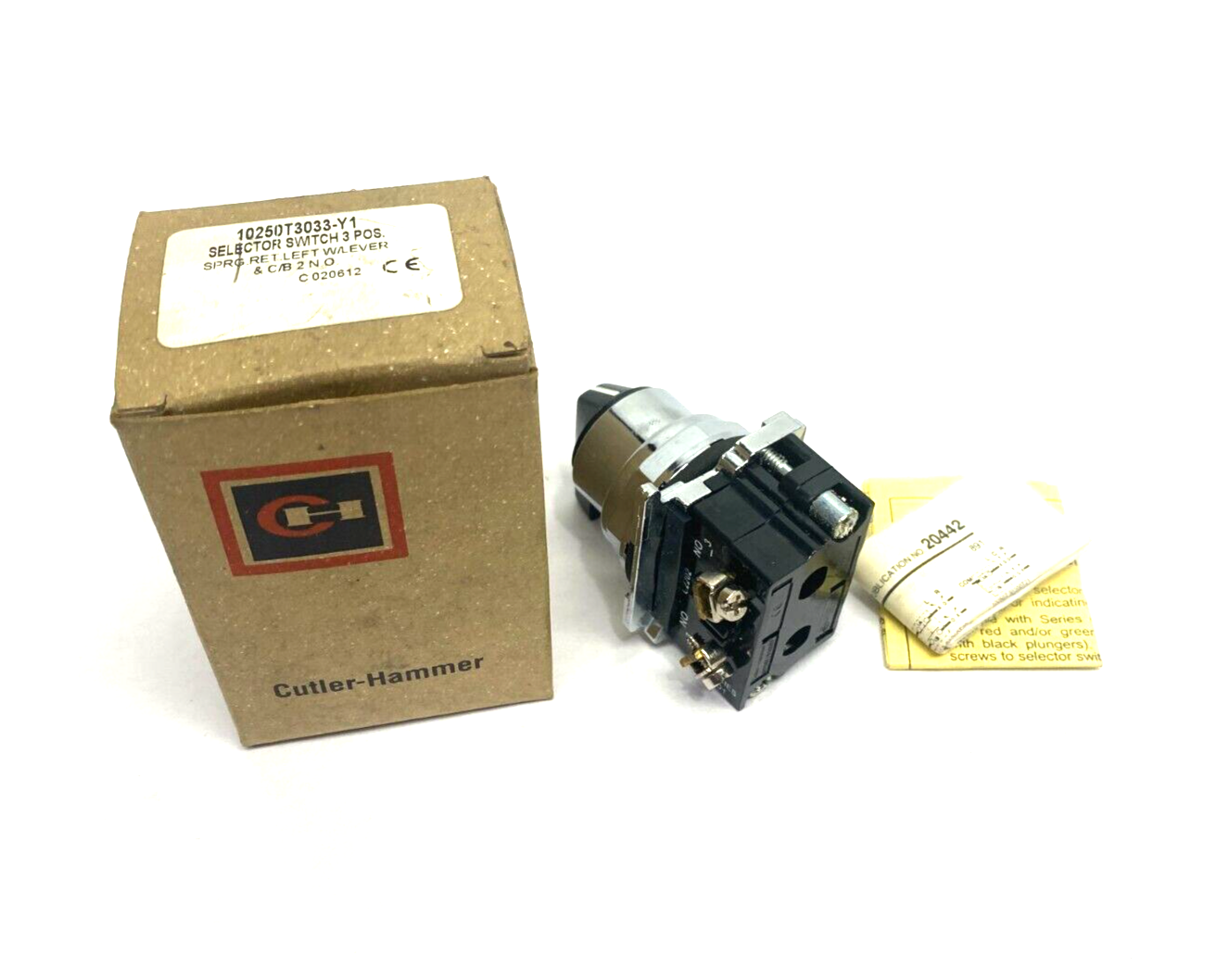 Eaton Cutler-Hammer 10250T3033-Y1 Selector Switch, 3-Pos, Spring Left, 2 N.O. - Maverick Industrial Sales