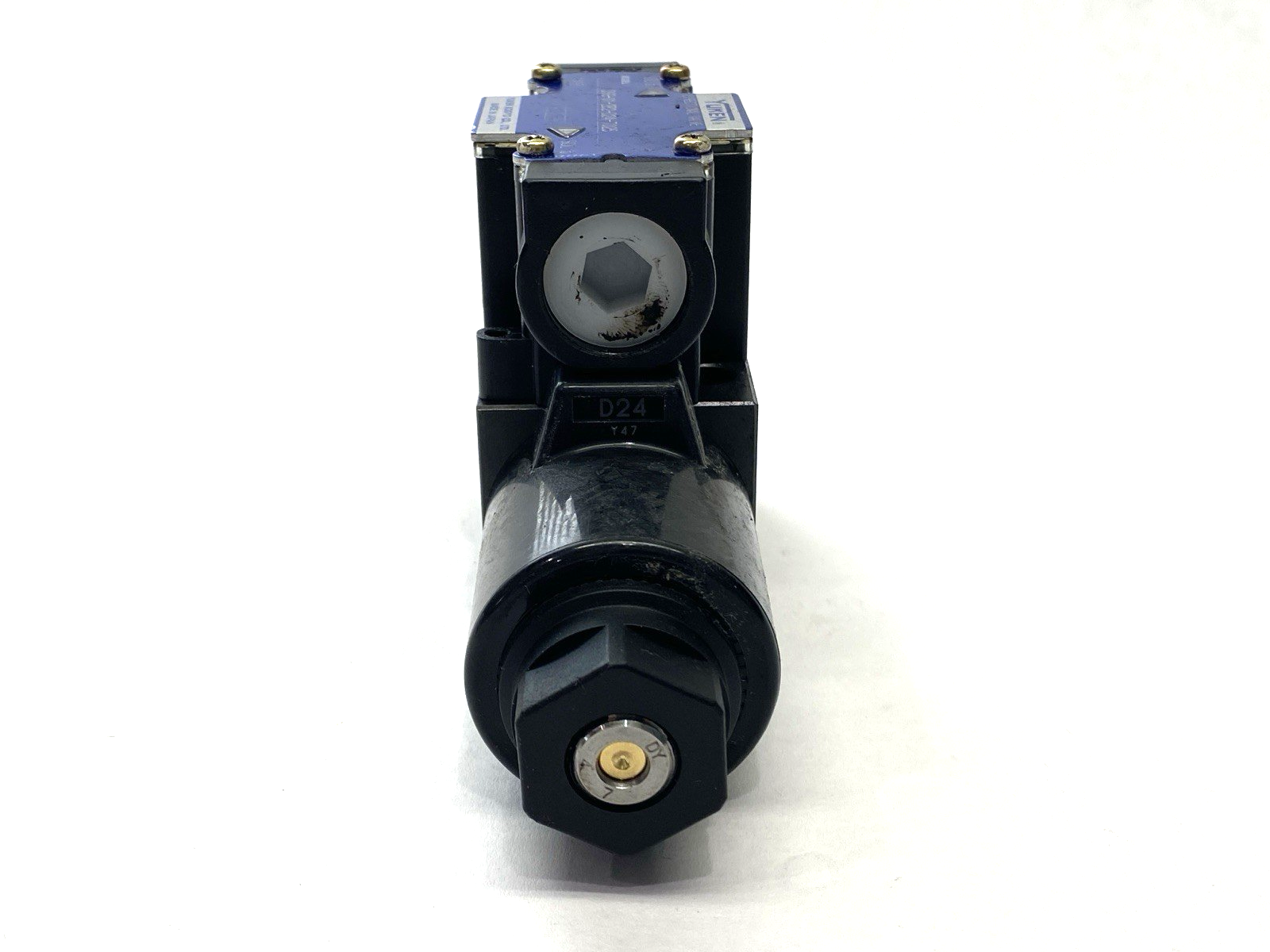DSG-01-2B2-D24-7025 | Yuken Solenoid Directional Valve 2-Position - New – Open box - Maverick Industrial Sales