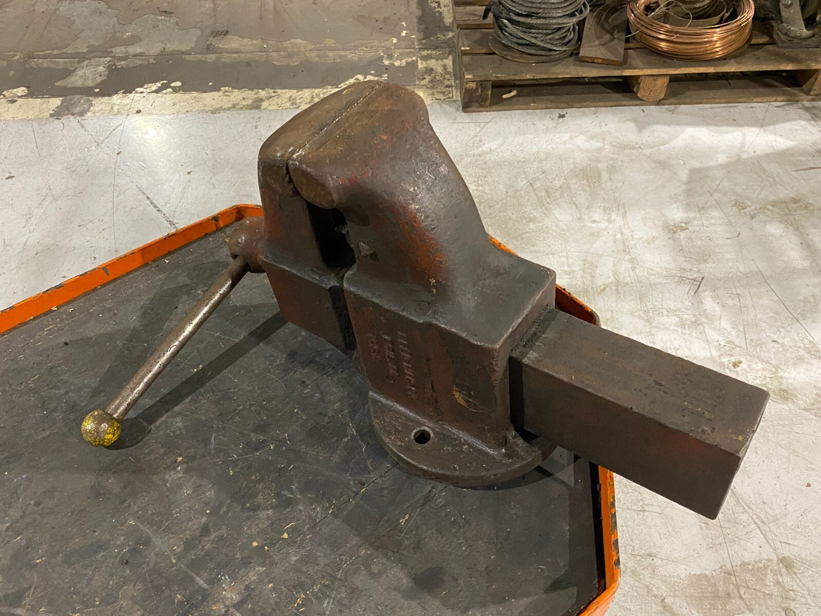 Vintage Reed Mfg No. 34 Benchtop Stationary Vise 6" Jaw Length - Maverick Industrial Sales