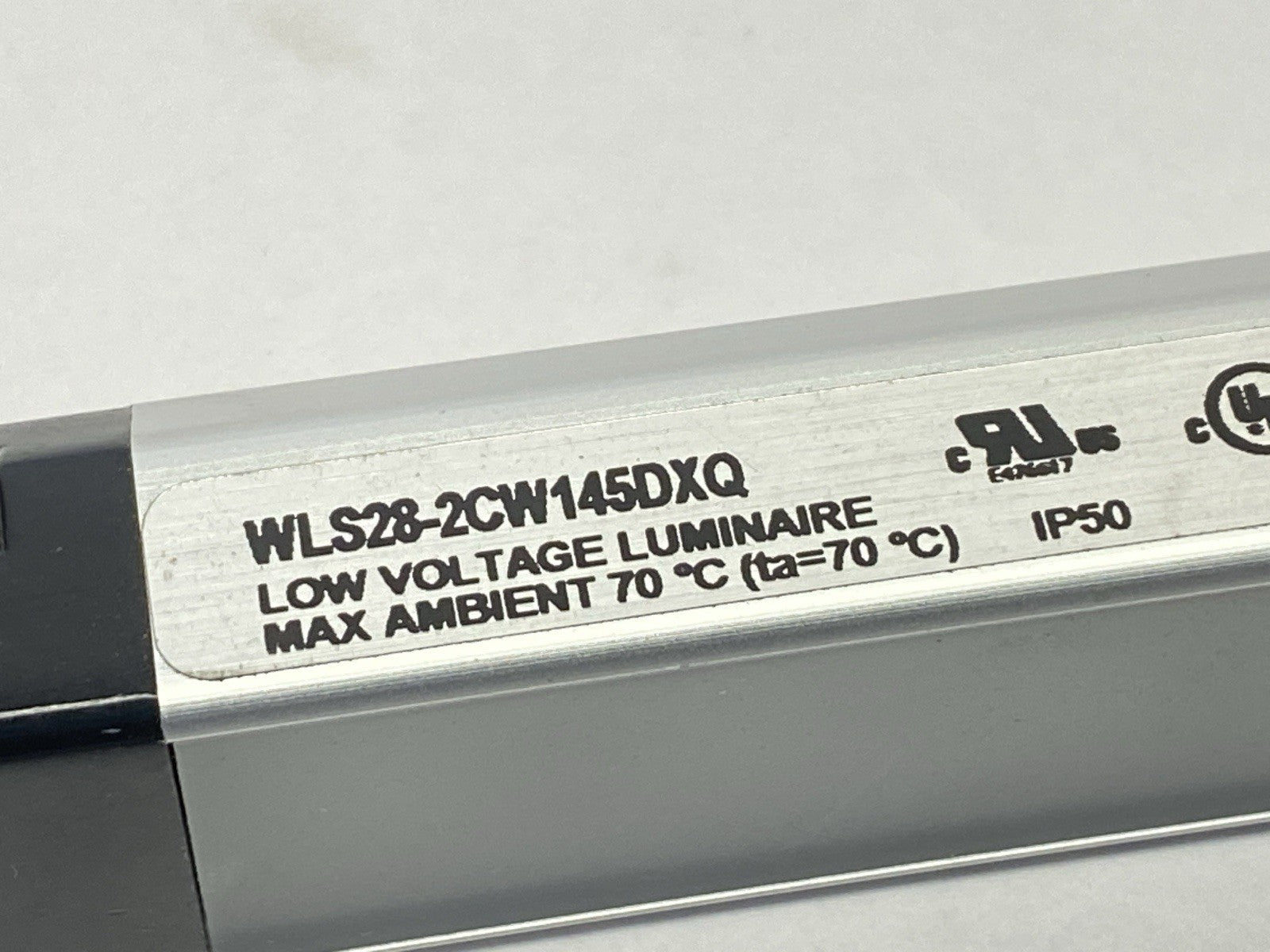 WLS28-2CW145DXQ | Banner LED Work Light Strip Diffuse Window Length 145mm 87810 - Used - Maverick Industrial Sales