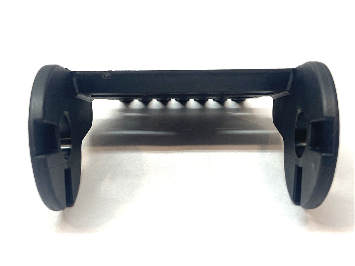 Igus 2607.1PZ Cable Chain Link w/ 3075.ZB Cable Tie Wrap Plate - Maverick Industrial Sales