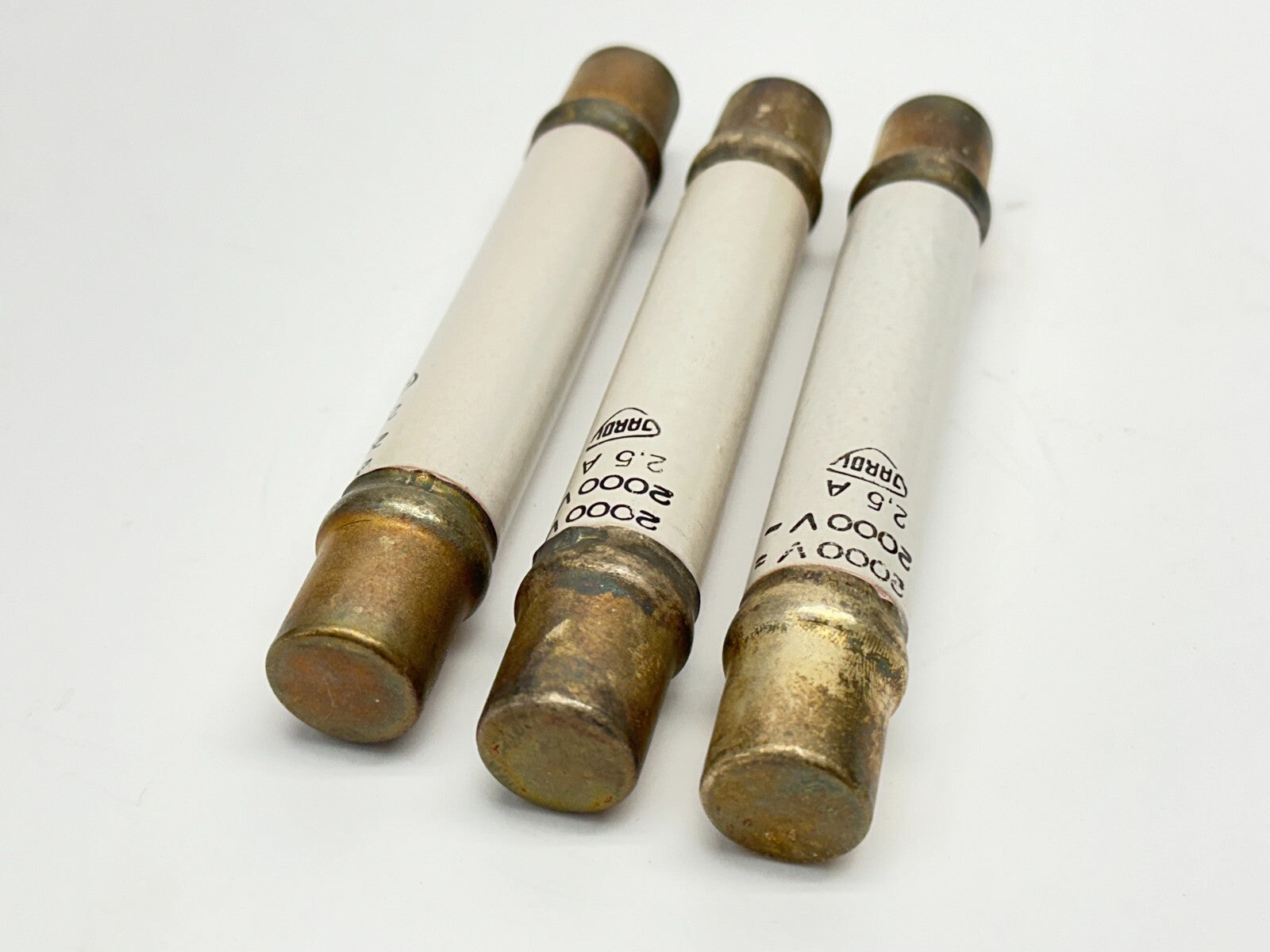 Gardy 2000 Volt 2.5 Amp Fuse Element 2000V 2.5A LOT OF 3 - Maverick Industrial Sales