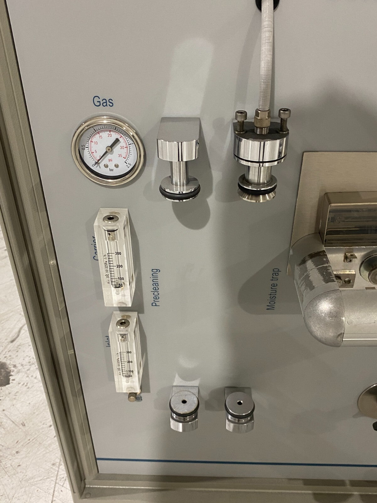 Eltra CHS 580 Carbon/Hydrogen/Sulfur Determinator FOR PARTS NO CONTROLS - Maverick Industrial Sales