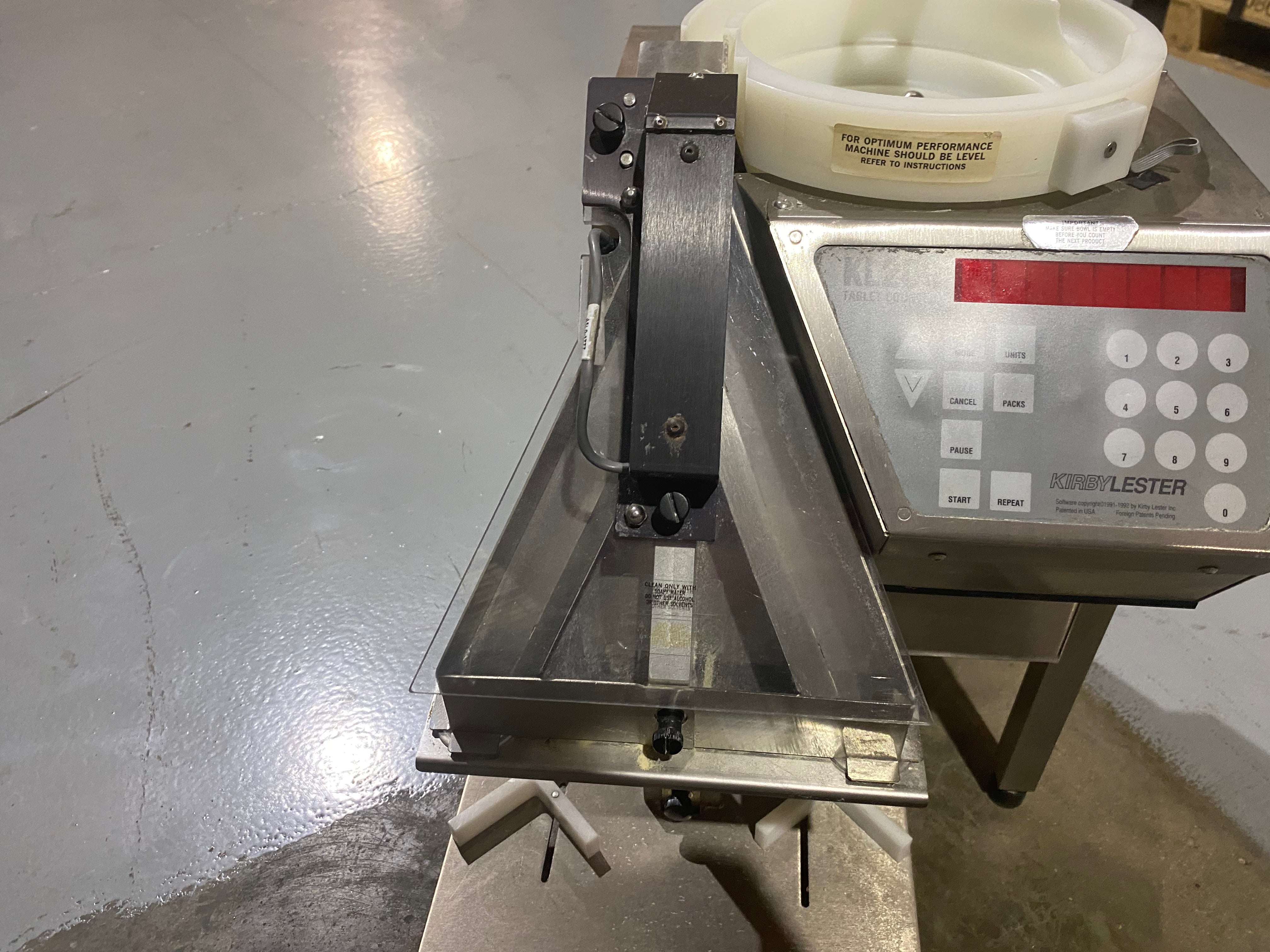 Kirby Lester KL 200 Vibratory Bowl Tablet/Pill Counter, High-Capacity, Dual-Lane