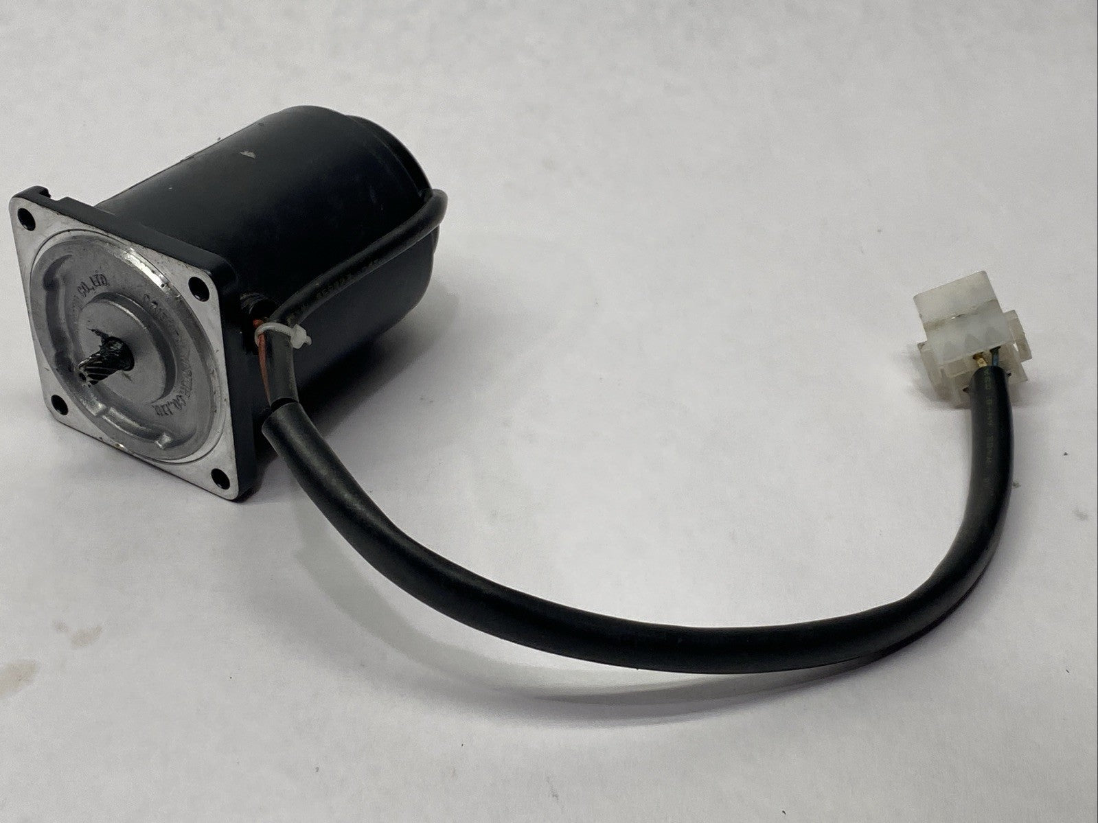 Oriental Motor USM206-401W AC Speed Control Motor 6W 1600RPM - Maverick Industrial Sales