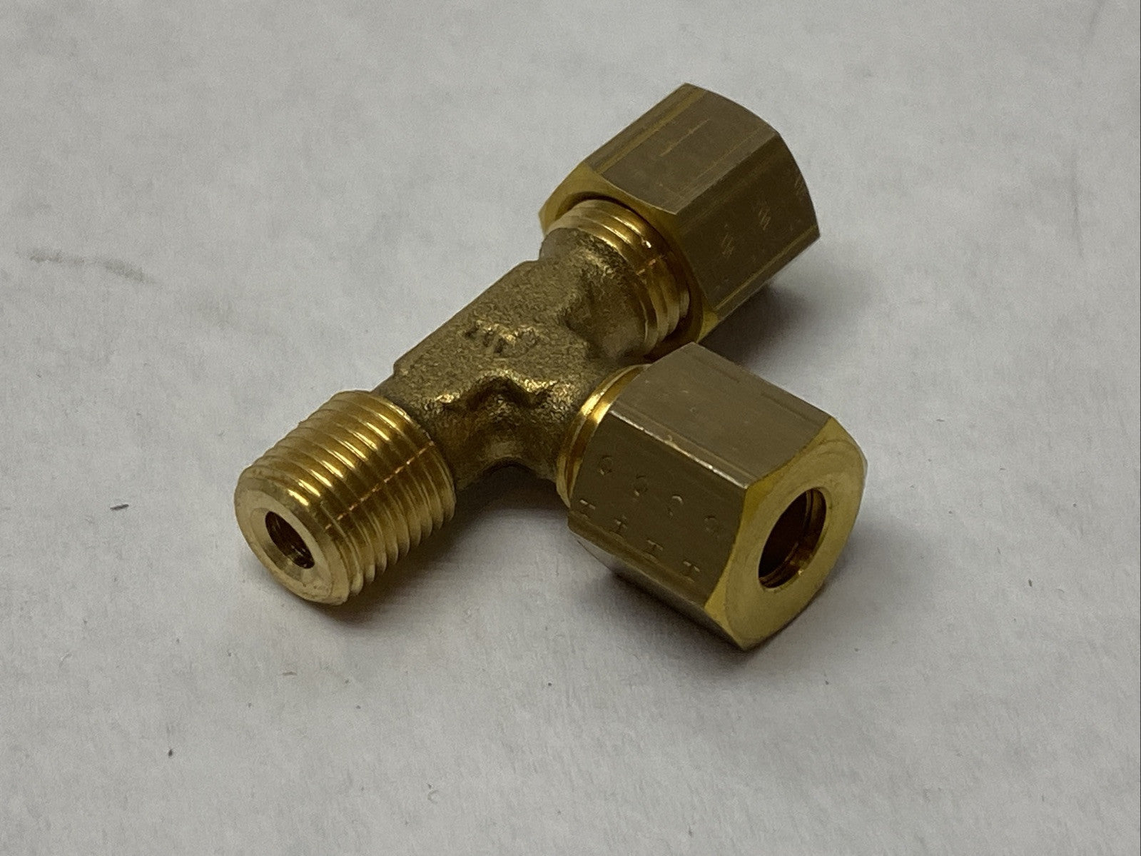 Parker 0103 06 10 Brass Compression Tee Fitting 6mm OD Tube LOT OF 8 - Maverick Industrial Sales
