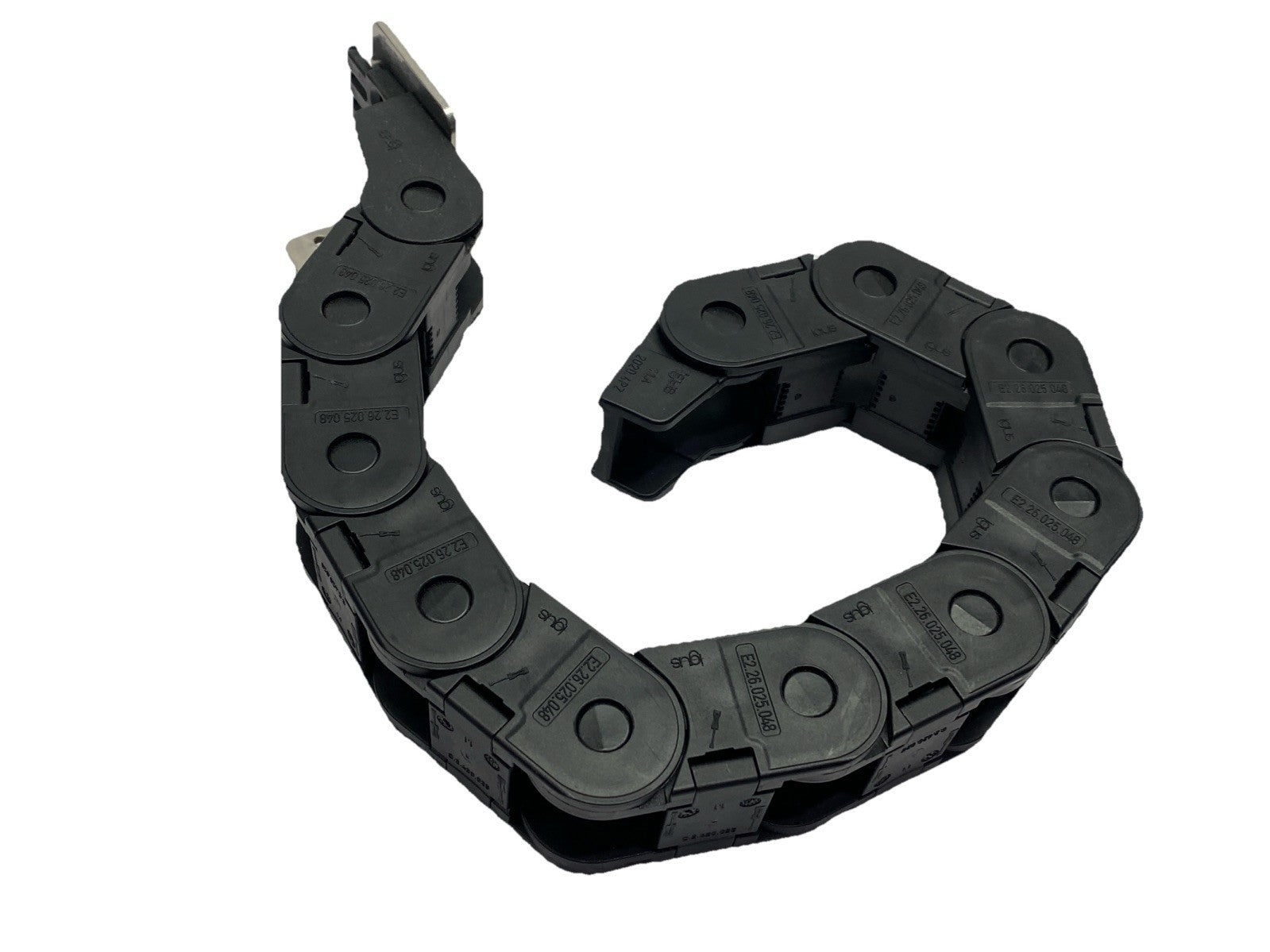 Igus E2.26.025.048 Series E2.26 Energy Chain 10 Links 1.5ft w/ 2020.34PZ.A2 - Maverick Industrial Sales