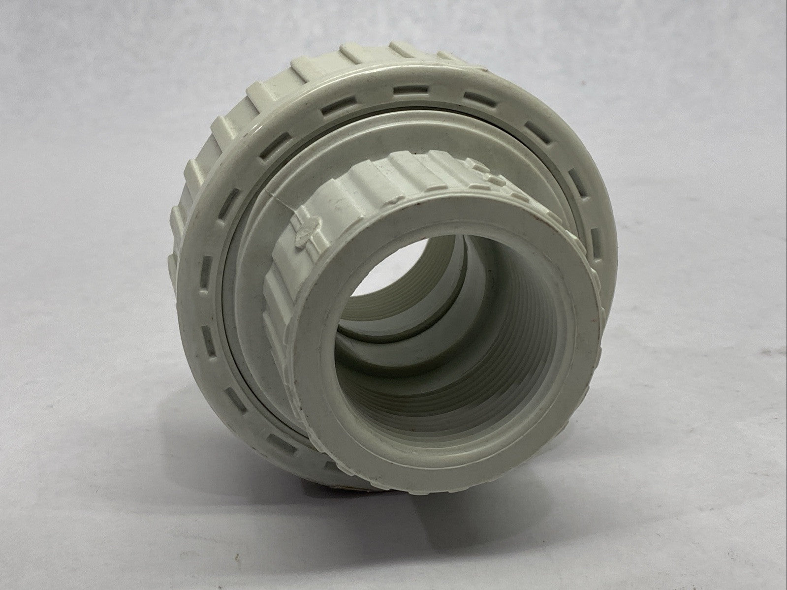 American Valve P240-122 PVC Union SCH 40 1-1/2" - Maverick Industrial Sales