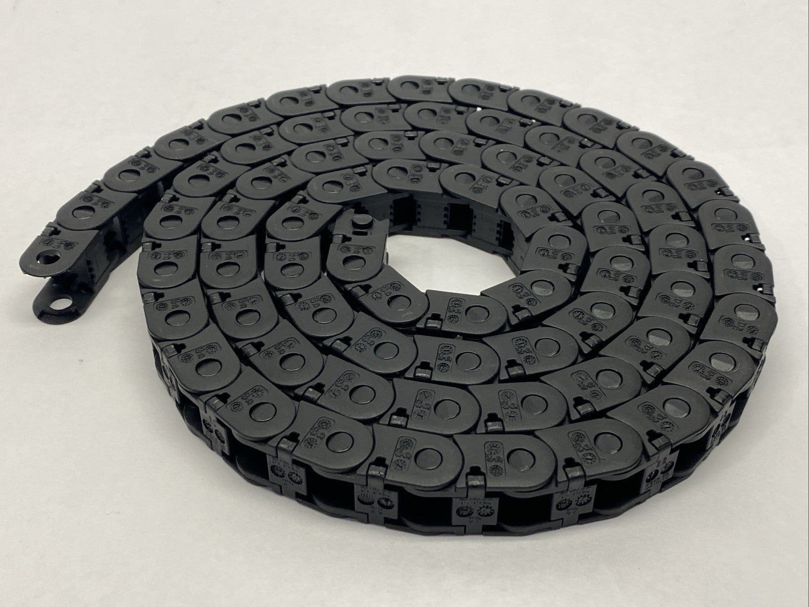 Igus E2.10.10.028 Series E2.10 Energy Chain 71 Links 4.65ft - Maverick Industrial Sales