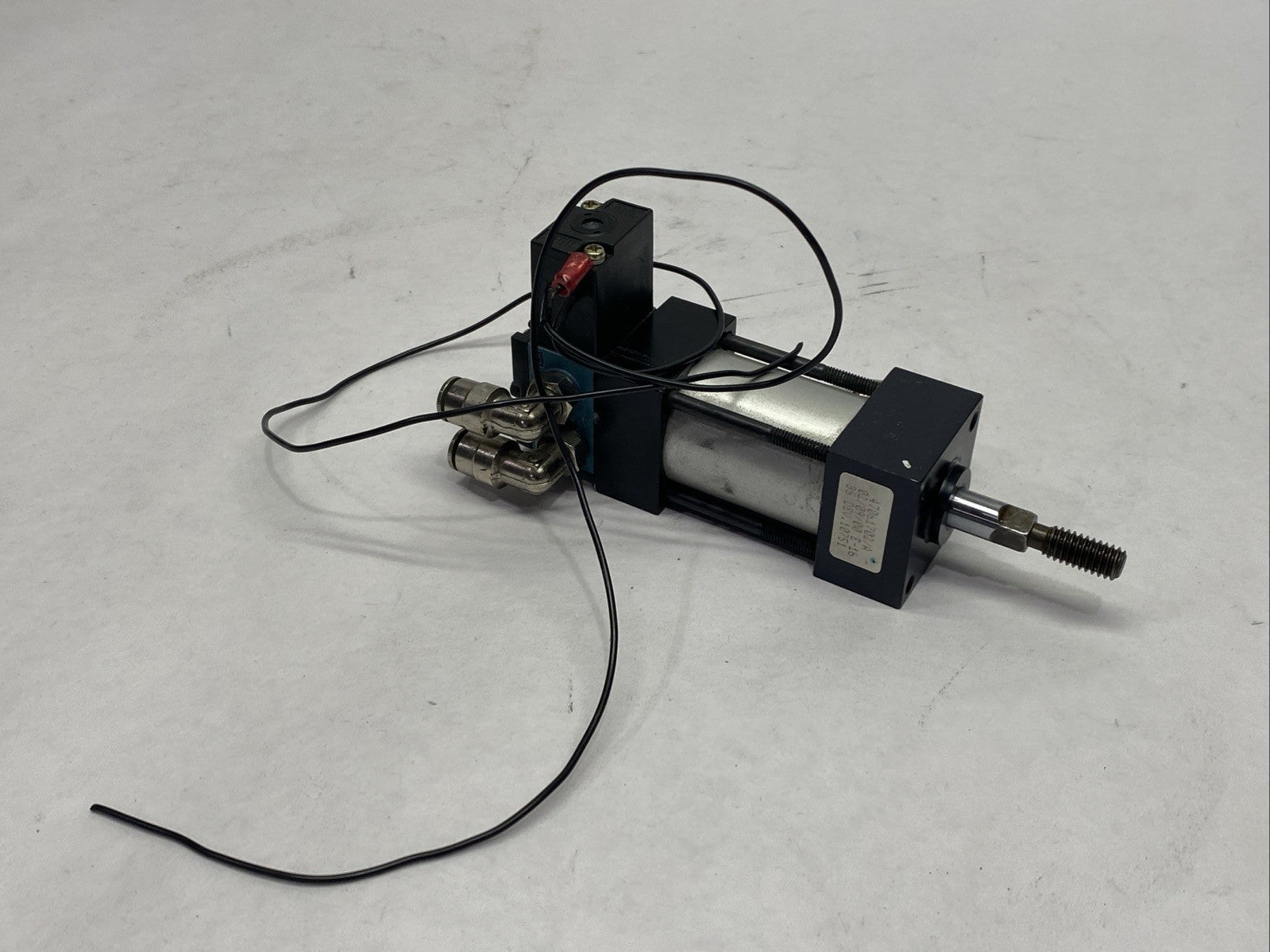 Lin-Act AD207558A Pneumatic Cylinder w/ MAC 45A-AA1-DACA-1BA Solenoid - Maverick Industrial Sales
