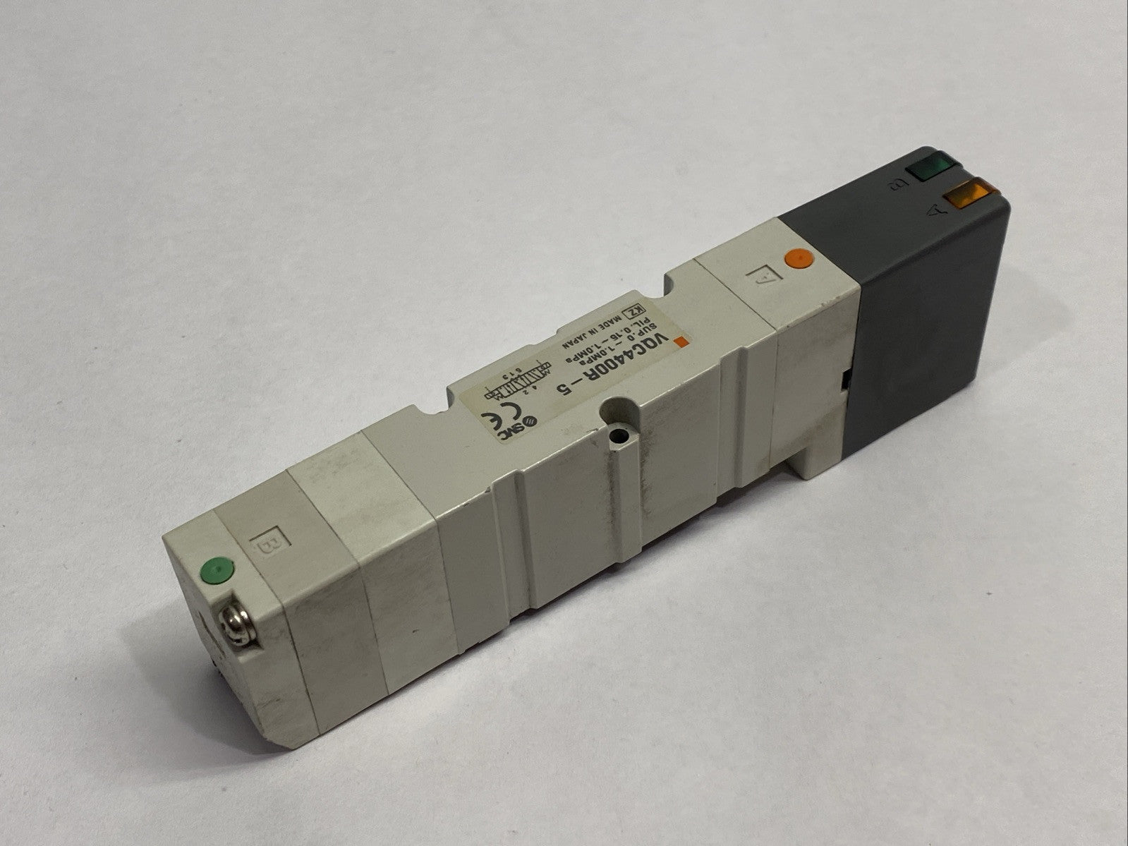 SMC VQC4400R-5 Pneumatic Manifold Solenoid Valve 5-Port - Maverick Industrial Sales