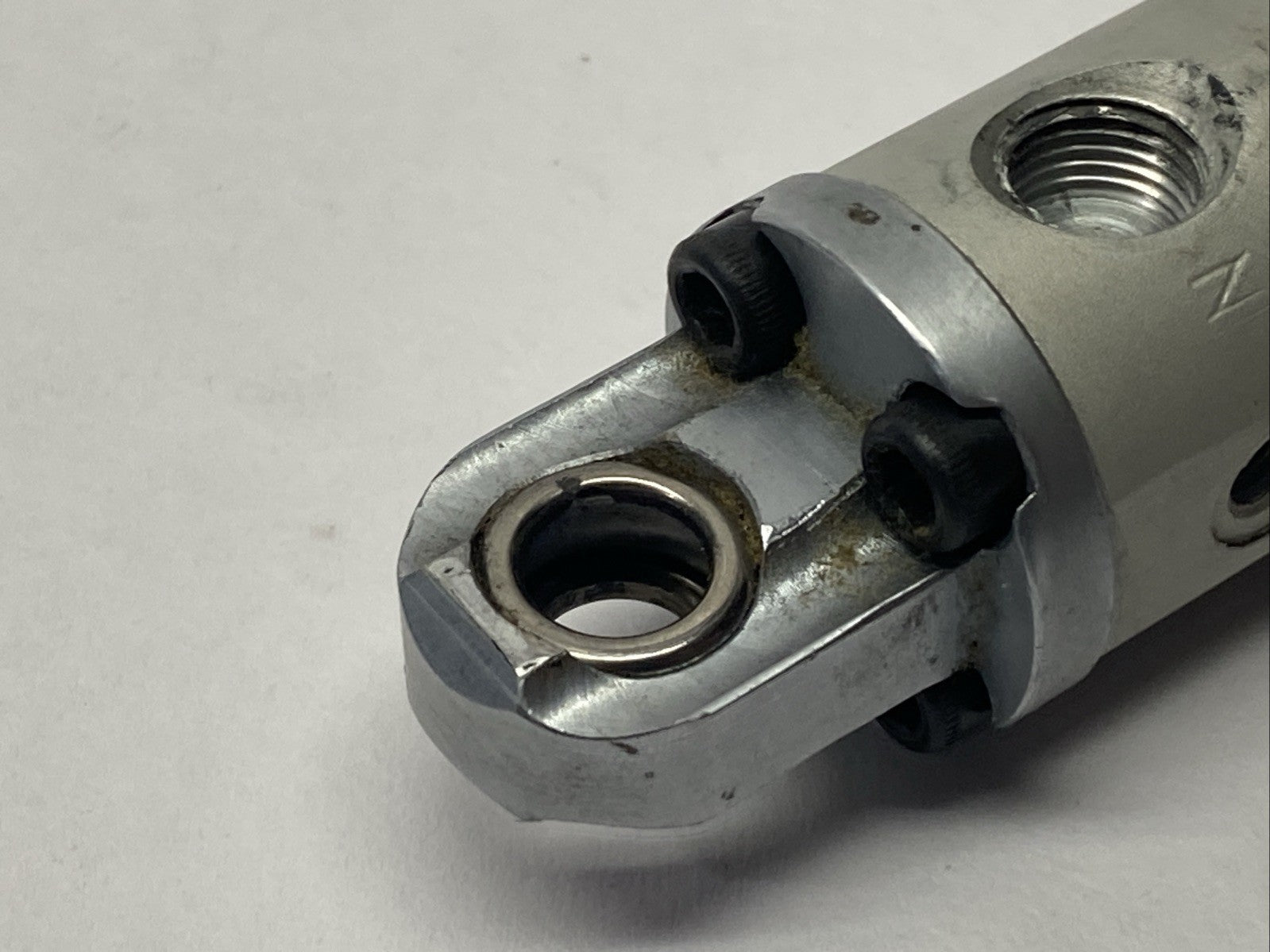 SMC NCGBN20-0250 Pneumatic Round Body Cylinder 3/4" Bore 2-1/2" Stroke - Maverick Industrial Sales
