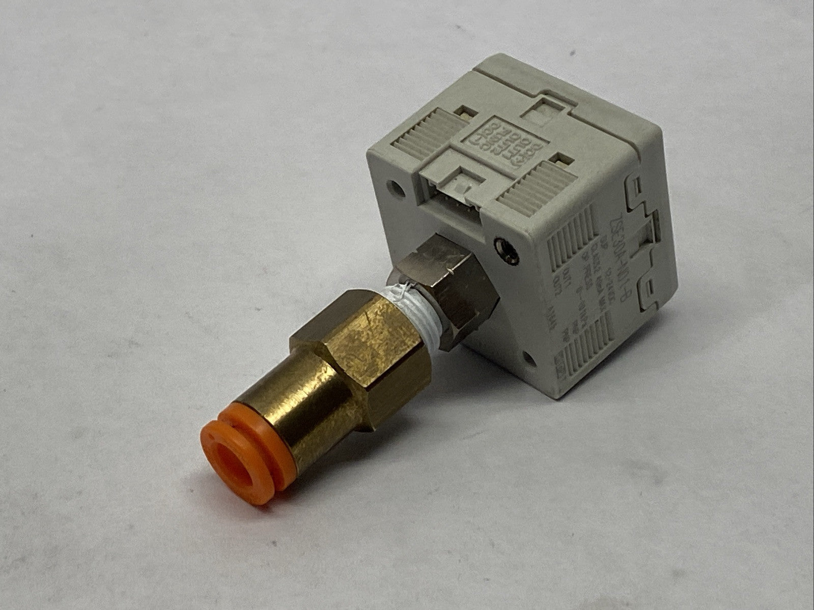 SMC ZSE30A-N01-B High Precision Electronic Vacuum Pressure Switch 12-24VDC - Maverick Industrial Sales