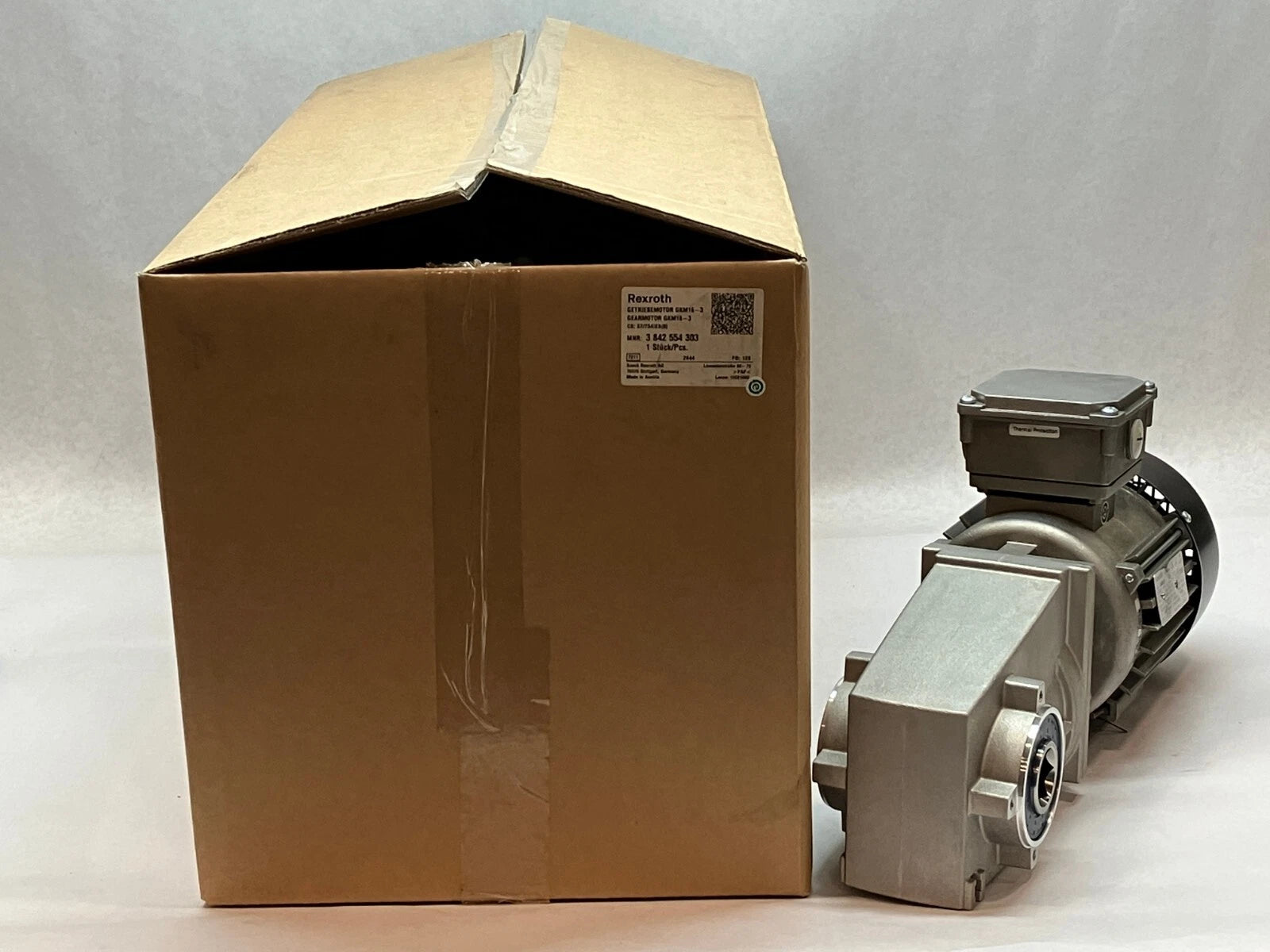 3842554303 | Bosch Rexroth Gearmotor GKR04-2MHGR-071-4b 13496159 3PH GKM16-3 - New Other - Maverick Industrial Sales