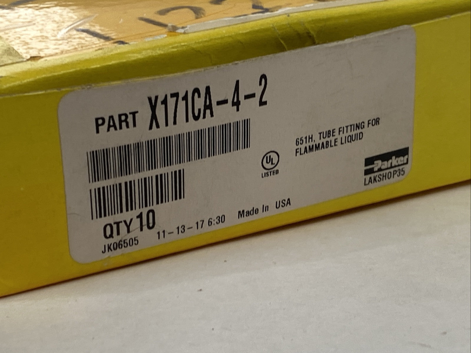 Parker 171CA-4-2 Brass Tee Fitting 1/4" OD Tube x 1/8" Male NPT LOT OF 10 - Maverick Industrial Sales