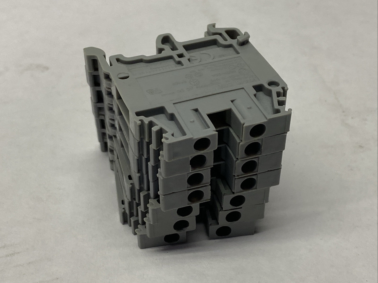 Entrelec 011511607 Terminal Blocks Light Gray M4/6 5116 LOT OF 7 - Maverick Industrial Sales