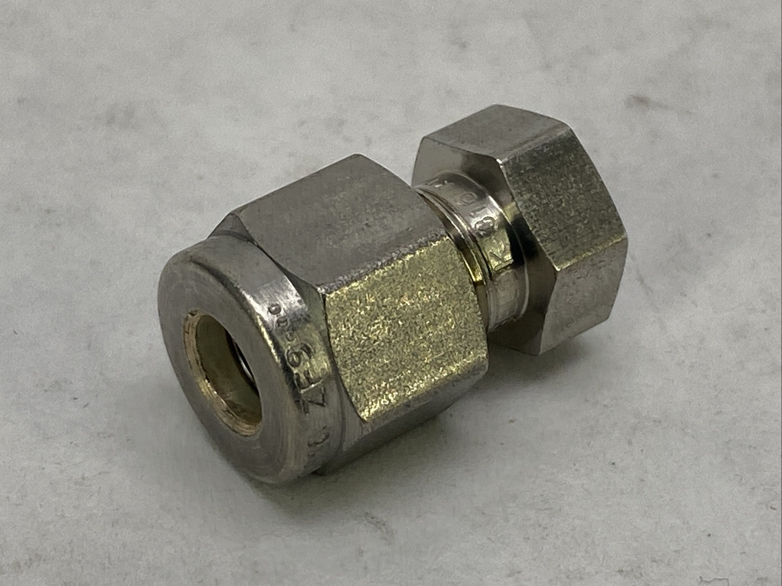 Swagelok SS-400-C Stainless Steel Cap Fitting 1/4" OD Tube LOT OF 8 - Maverick Industrial Sales