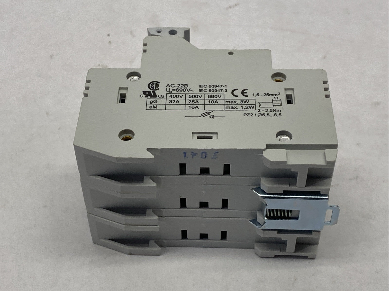 ETI VLC10 3P Fuse Holder 32A 690V 3W 3P - Maverick Industrial Sales