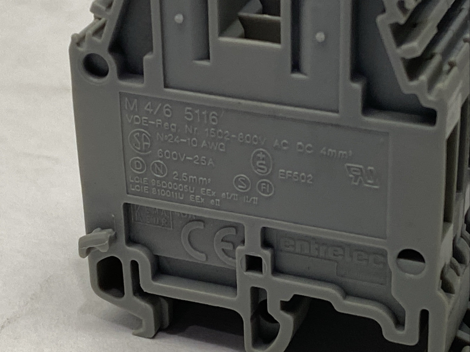Entrelec 011511607 Terminal Blocks Light Gray M4/6 5116 LOT OF 7 - Maverick Industrial Sales