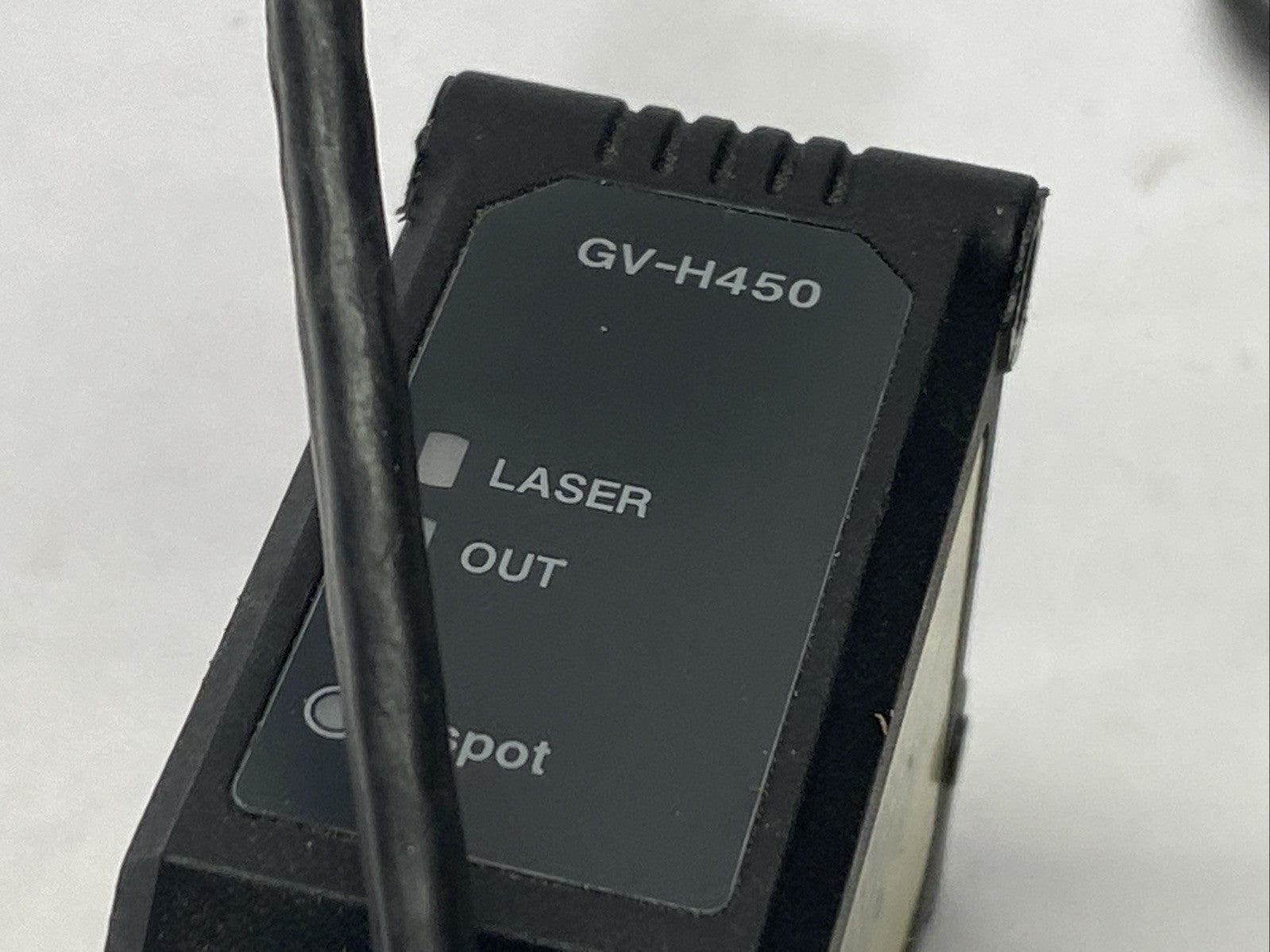Keyence GV-H450 Digital CMOS Laser Sensor Head Long-Distance Type - Maverick Industrial Sales