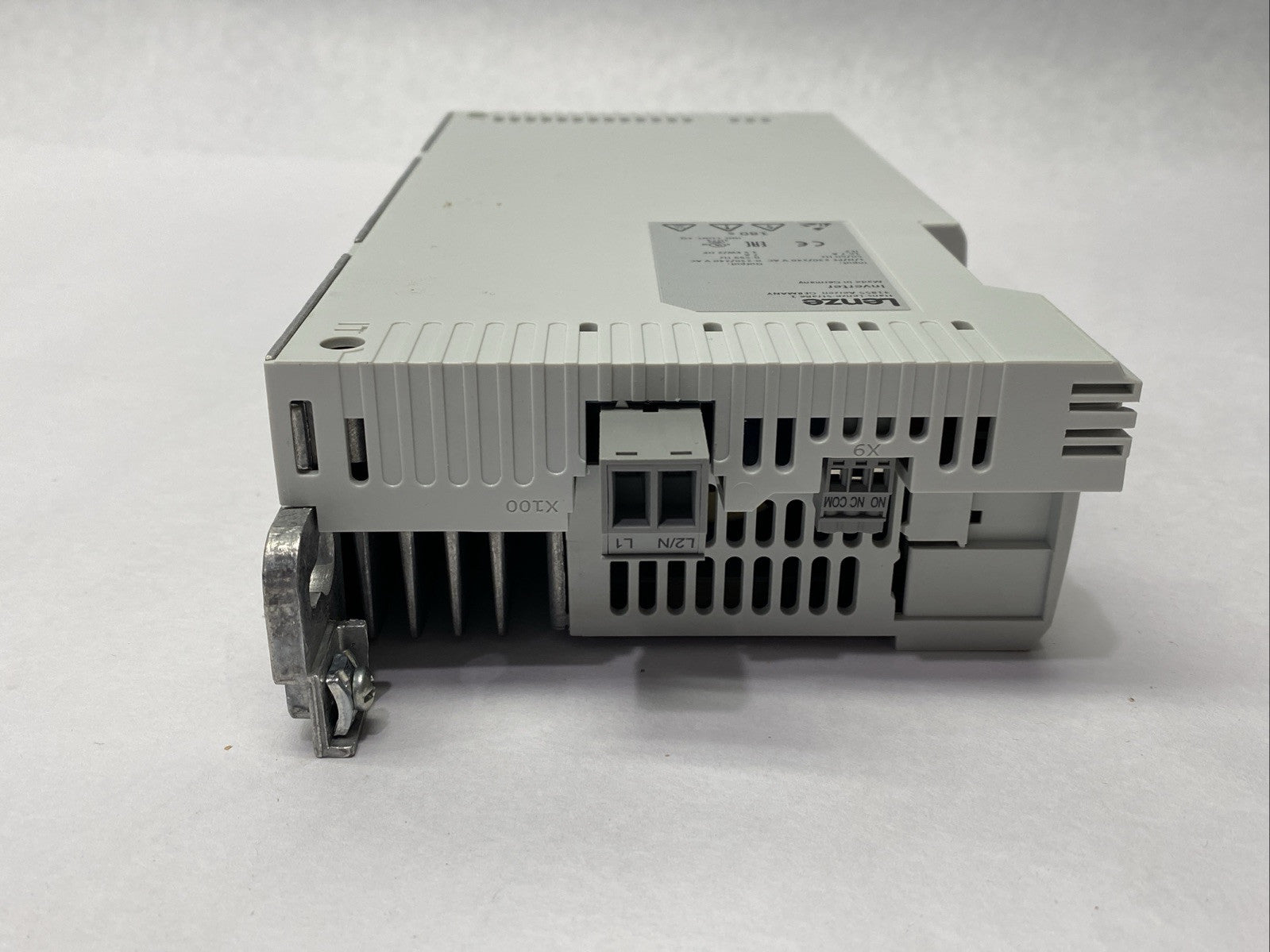 I51AE215B10011000S | Lenze i510 Inverter 1.5kW/2HP 1/N/PE 230/240VAC - New – Open box - Maverick Industrial Sales