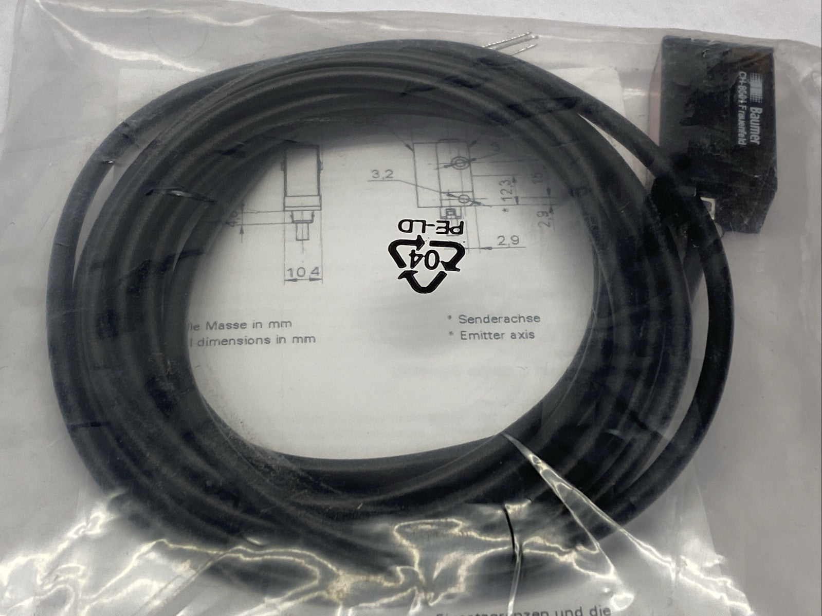 Baumer FPDK 10N5130 Retro-Reflective Sensor 2m 4-pin - Maverick Industrial Sales