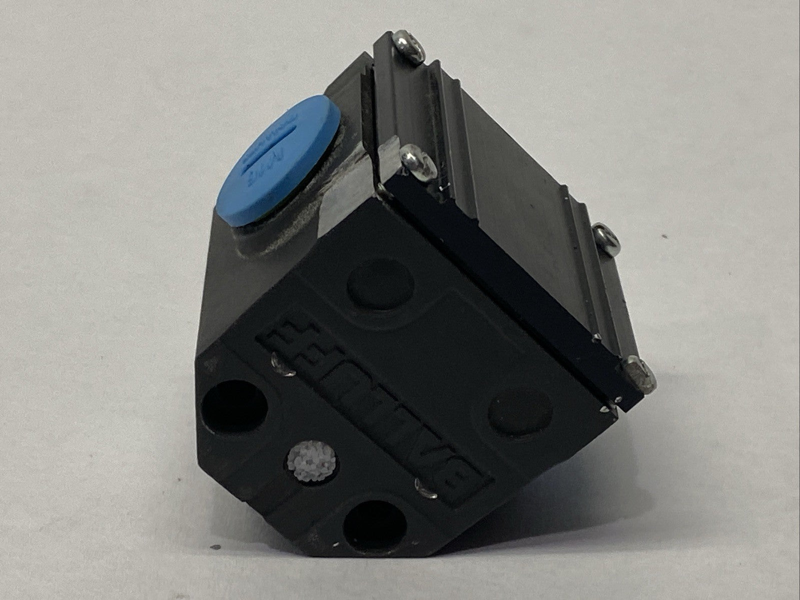 Balluff BNS01RW Mechanical Multiple Position Limit Switch BNS 819-B03-D08-40-13 - Maverick Industrial Sales