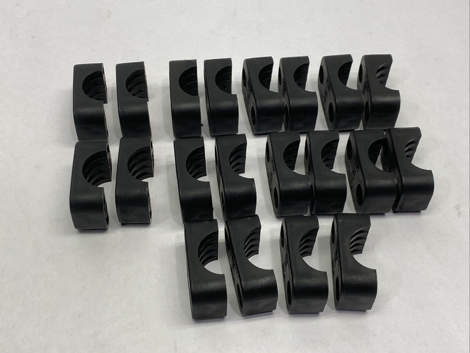 Parker 3254-PP Inch Tube And Hose Clamps 1" LOT OF 10 - Maverick Industrial Sales