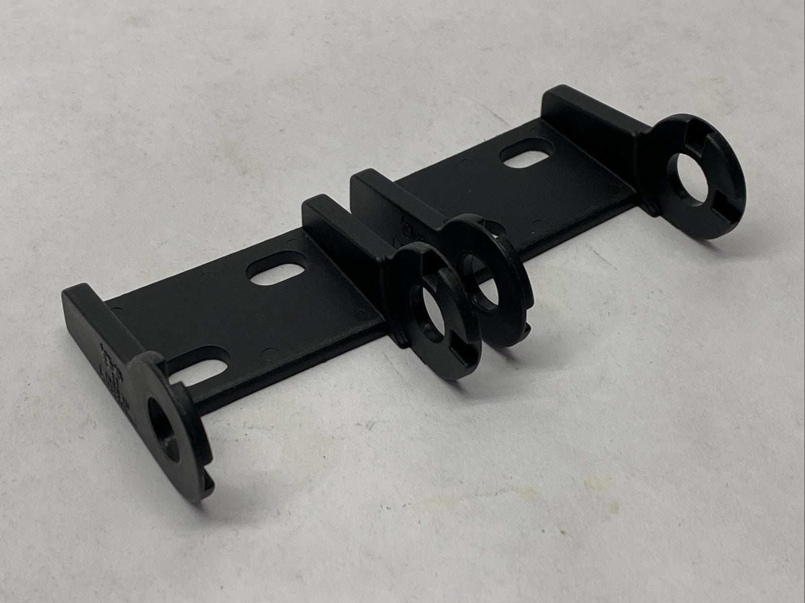Igus 1038.1P Pivoting End Bracket For Energy Chain LOT OF 2 - Maverick Industrial Sales