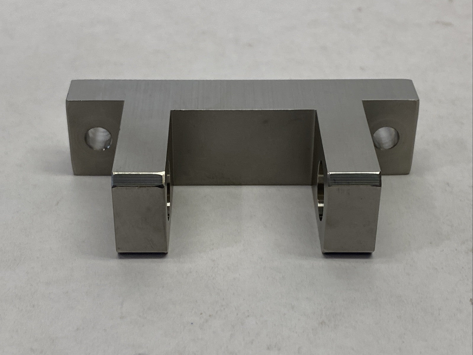 Misumi HGBPS12-W30-H30 U-Shaped Hinge Base H7 Type - Maverick Industrial Sales
