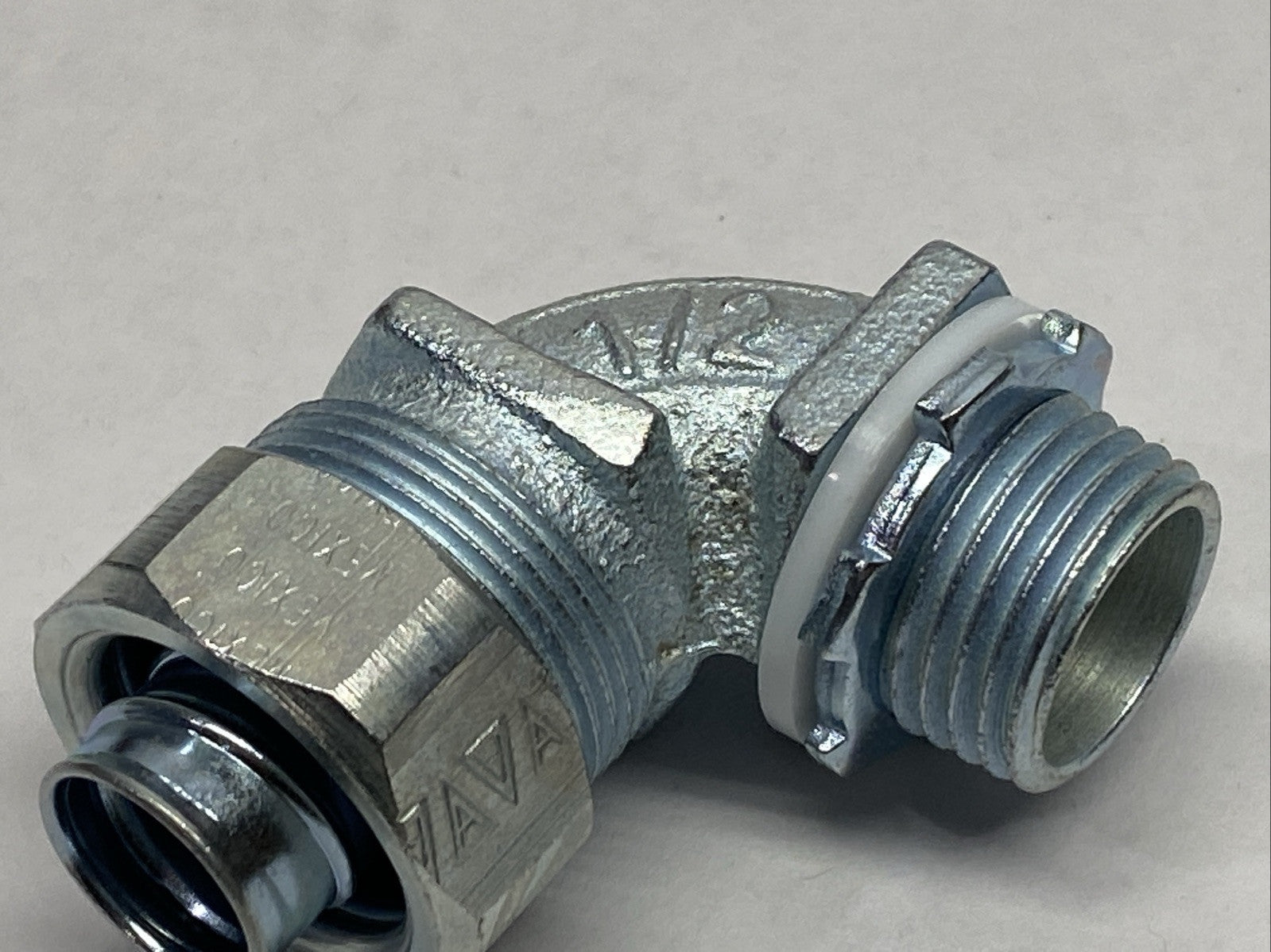 Appleton ST9050 1/2" Steel Liquid Tight 90 Degree Connector LOT OF 2 - Maverick Industrial Sales