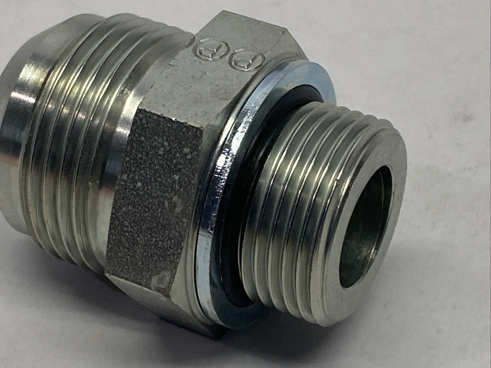 Parker 16-12F4OMXS Triple-Lok Fitting 37 Degree Flare JIC Fitting x 3/4-14" BSPP - Maverick Industrial Sales