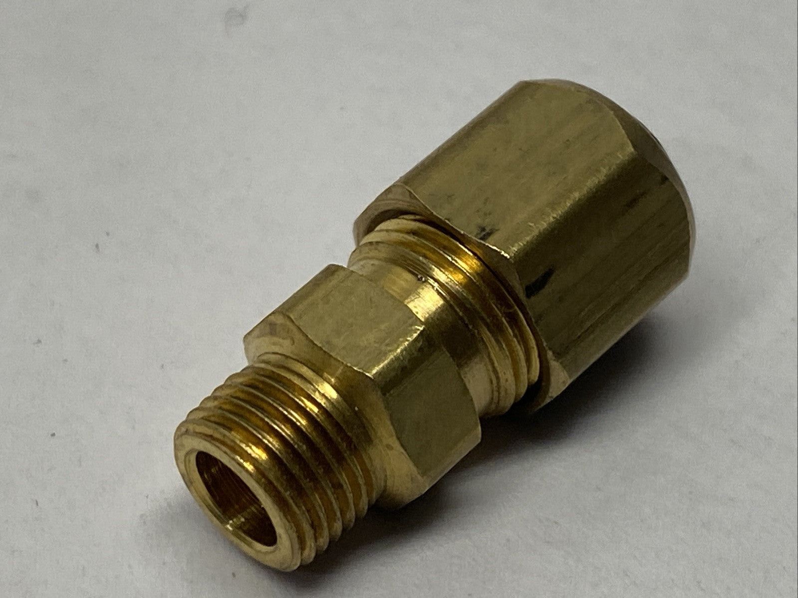 Parker F3BMB8-1/8 Brass Compression Fitting 1/8" BSPT LOT OF 11 - Maverick Industrial Sales